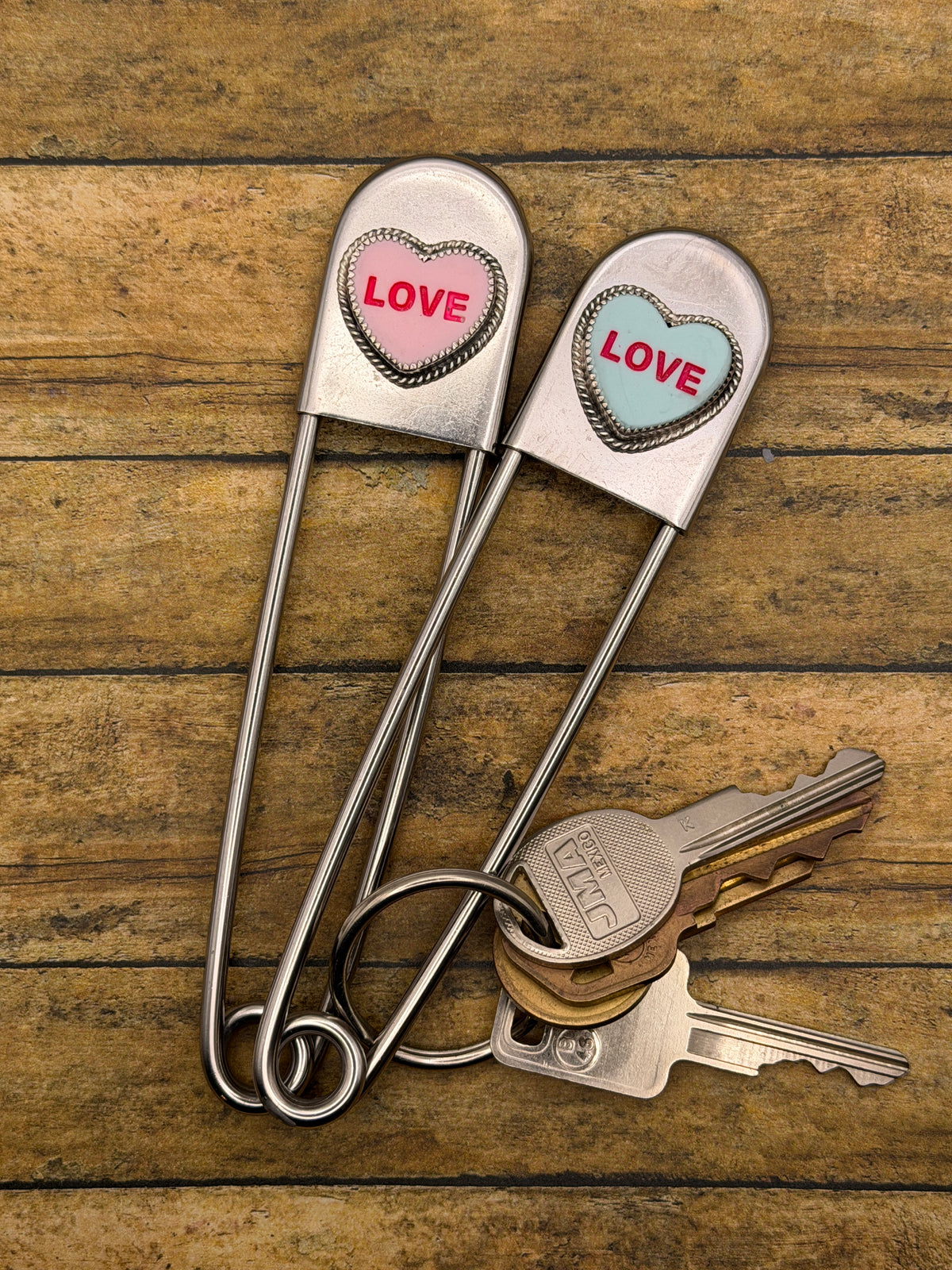 Milo – Blue LOVE Candy Heart Jumbo Safety Pin Keychain | Handmade Jewelry