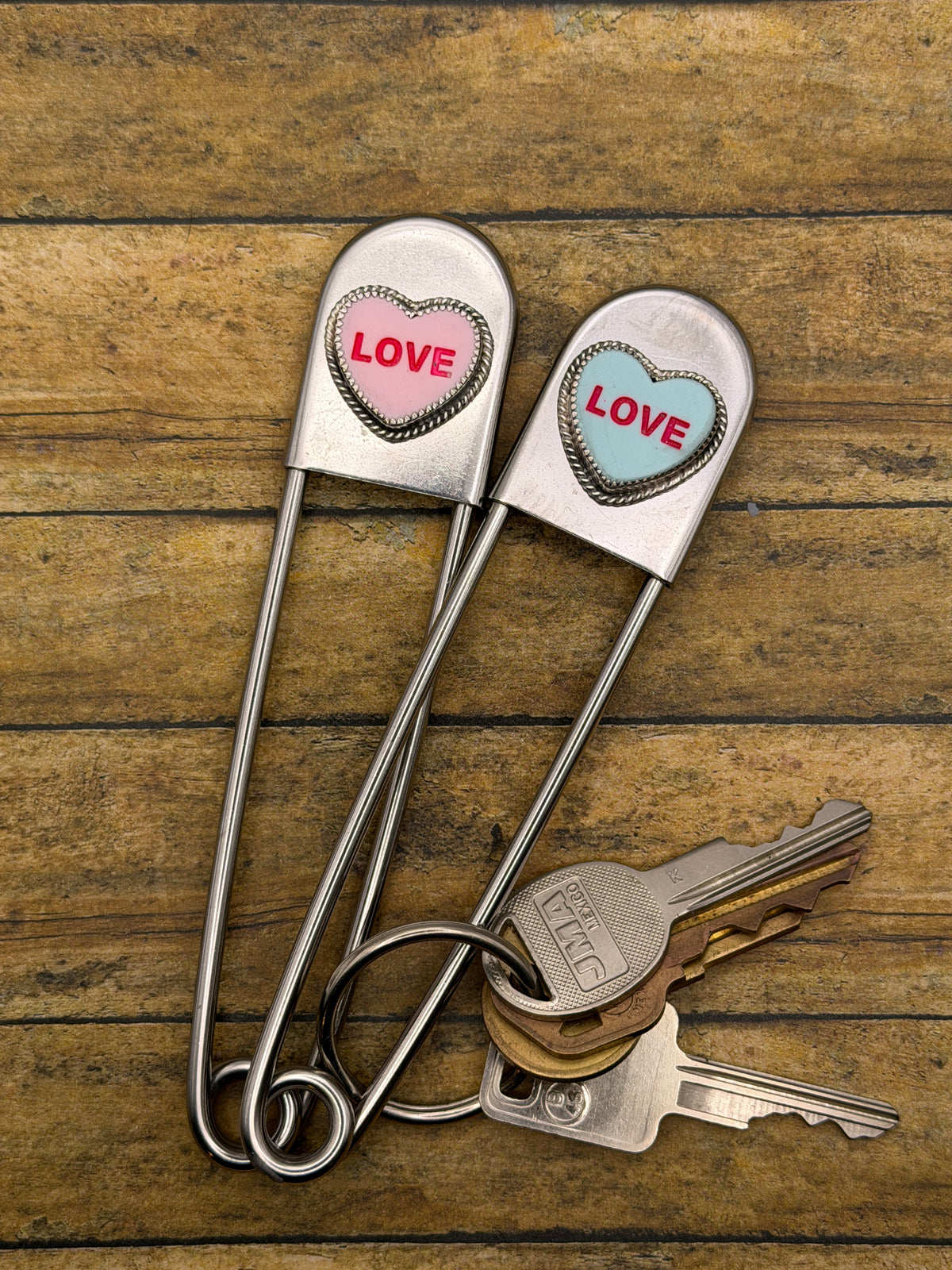 Milo – Blue LOVE Candy Heart Jumbo Safety Pin Keychain | Handmade Jewelry