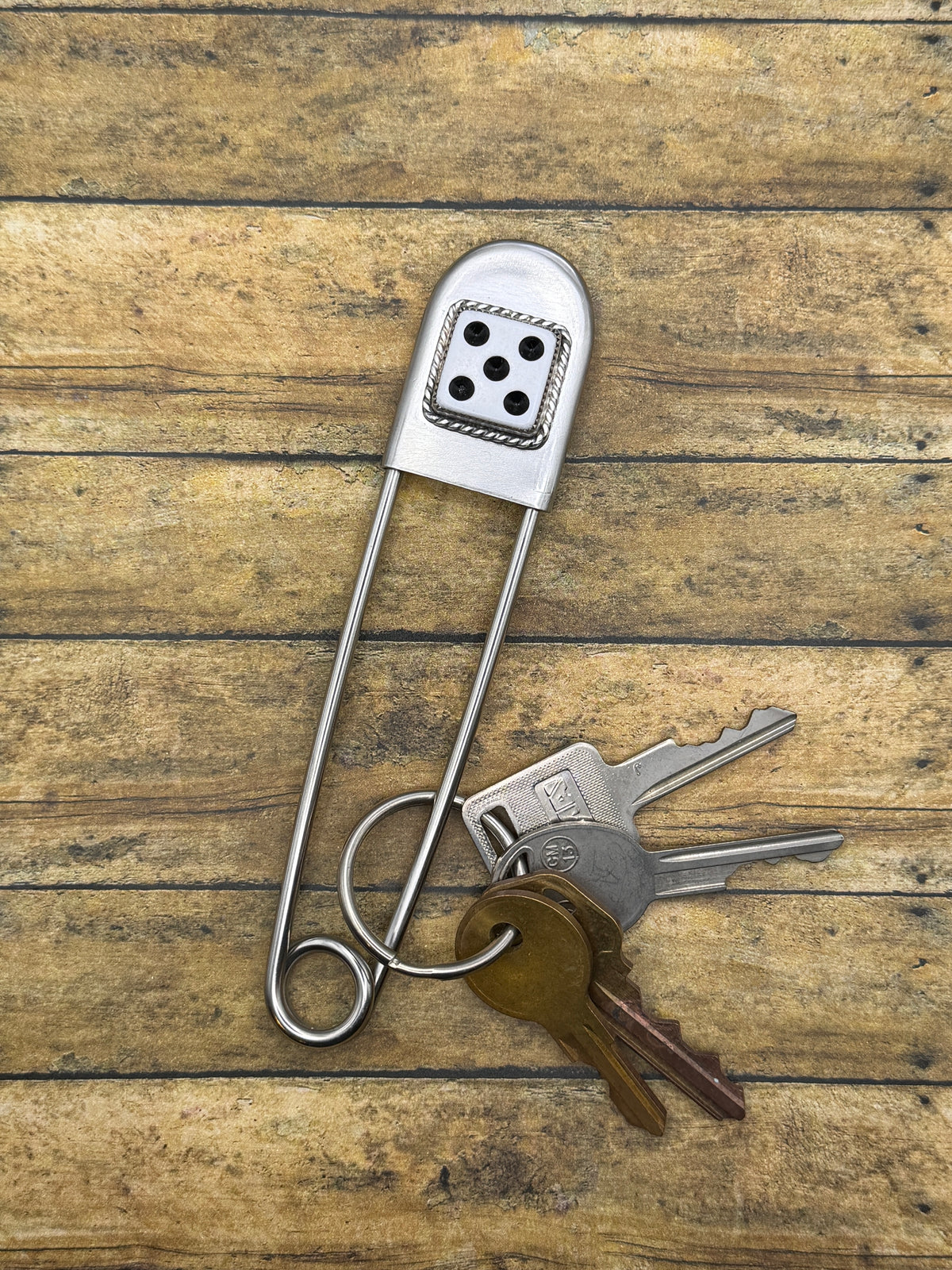 Zen – White Dice #5 Jumbo Safety Pin Keychain | Retro Casino Accessory | Lucky Charm