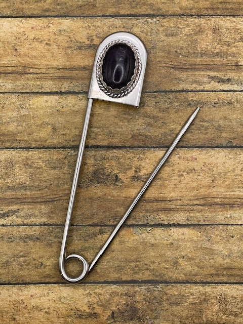 Kaylee-Jumbo Safety Pin Keychain with Amethyst