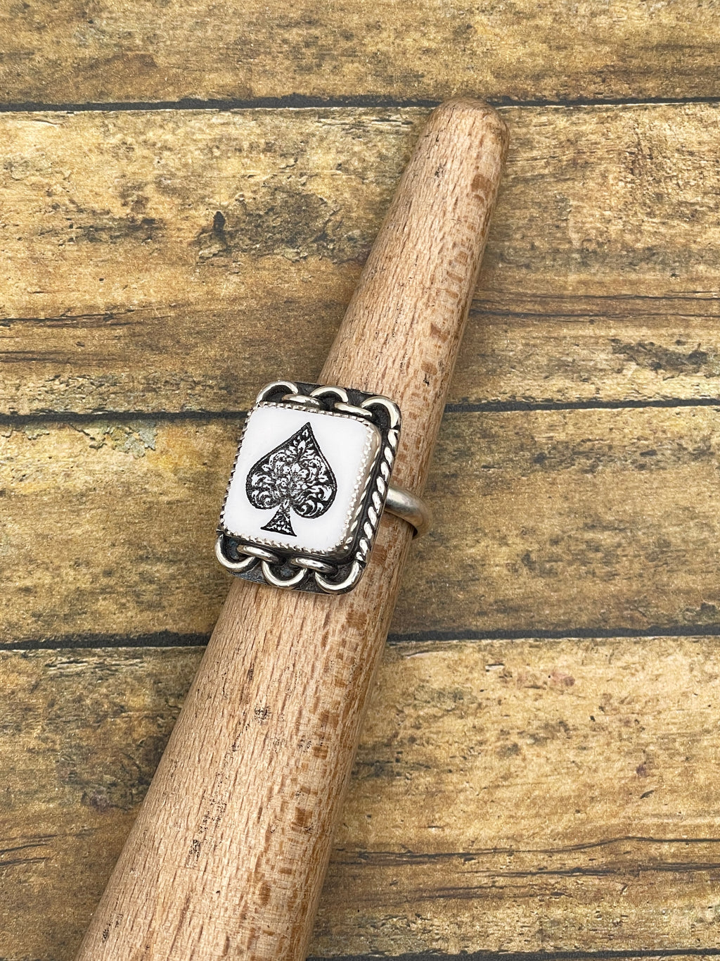 Luck-Trustone Spade Ring with Chain Detail