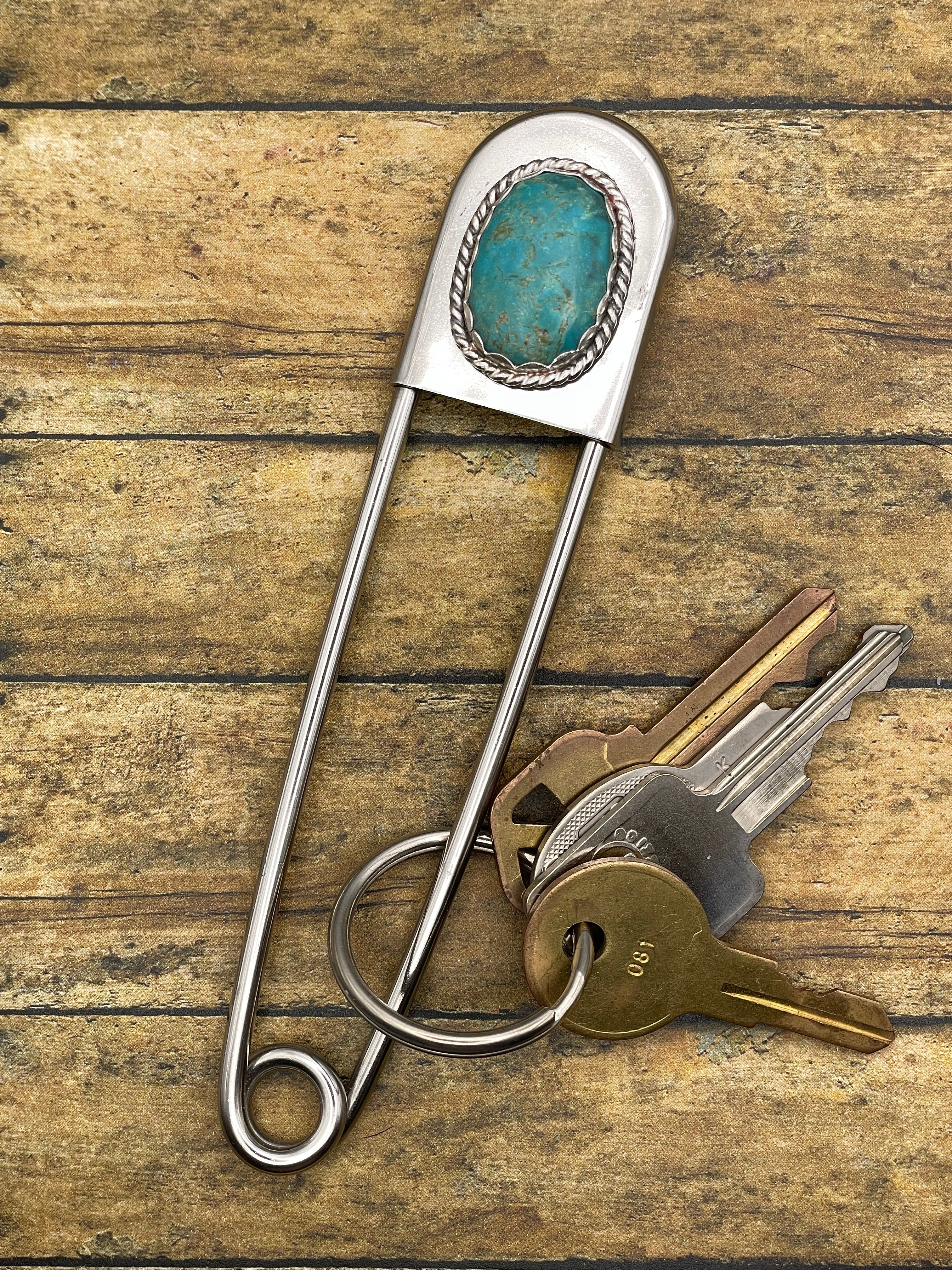 Beau-Jumbo Safety Pin with Turquoise