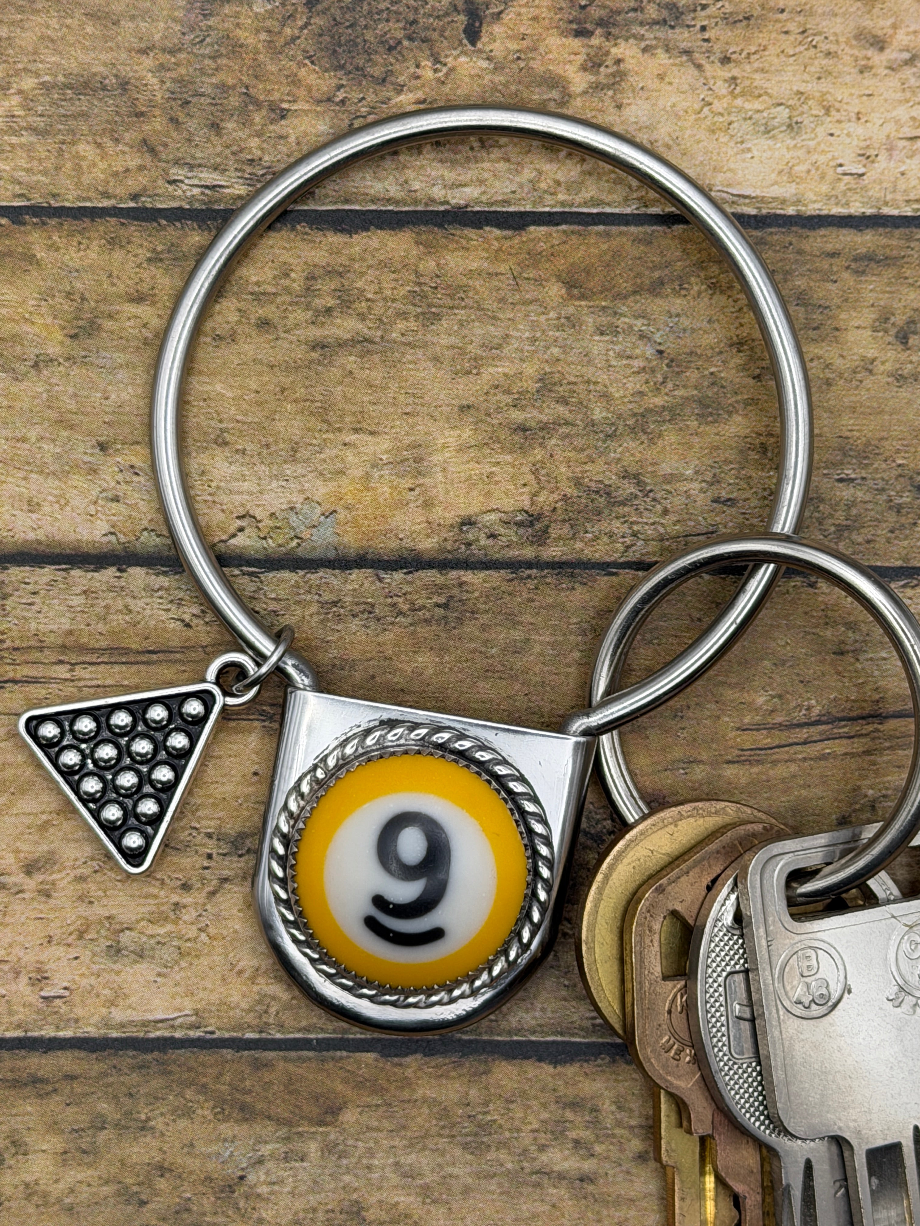 Steven-Round Safety Pin Keychain with Billiard Ball #9 Detail