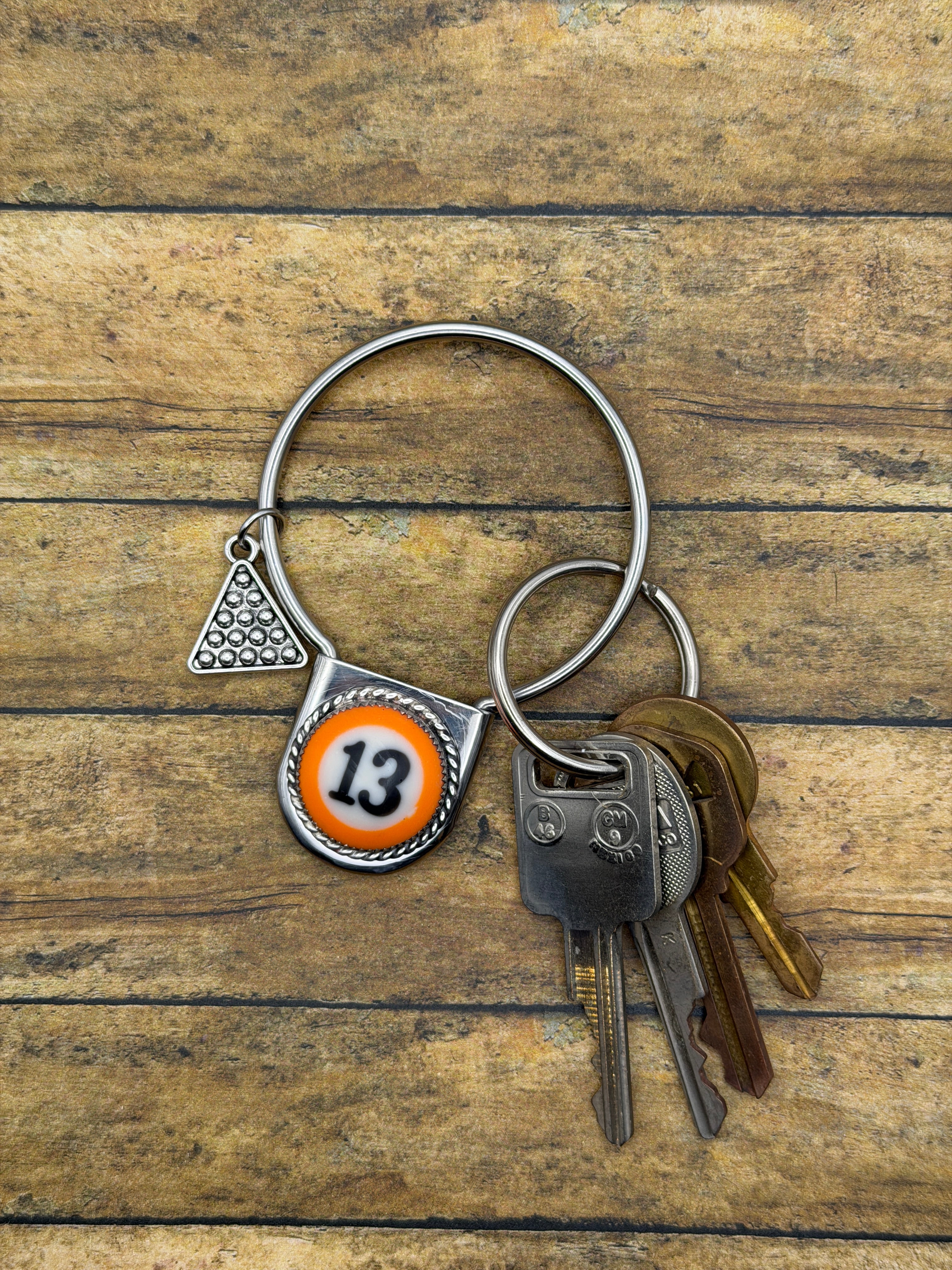 Sirius-Round Safety Pin Keychain with Billiard Ball #13 Detail