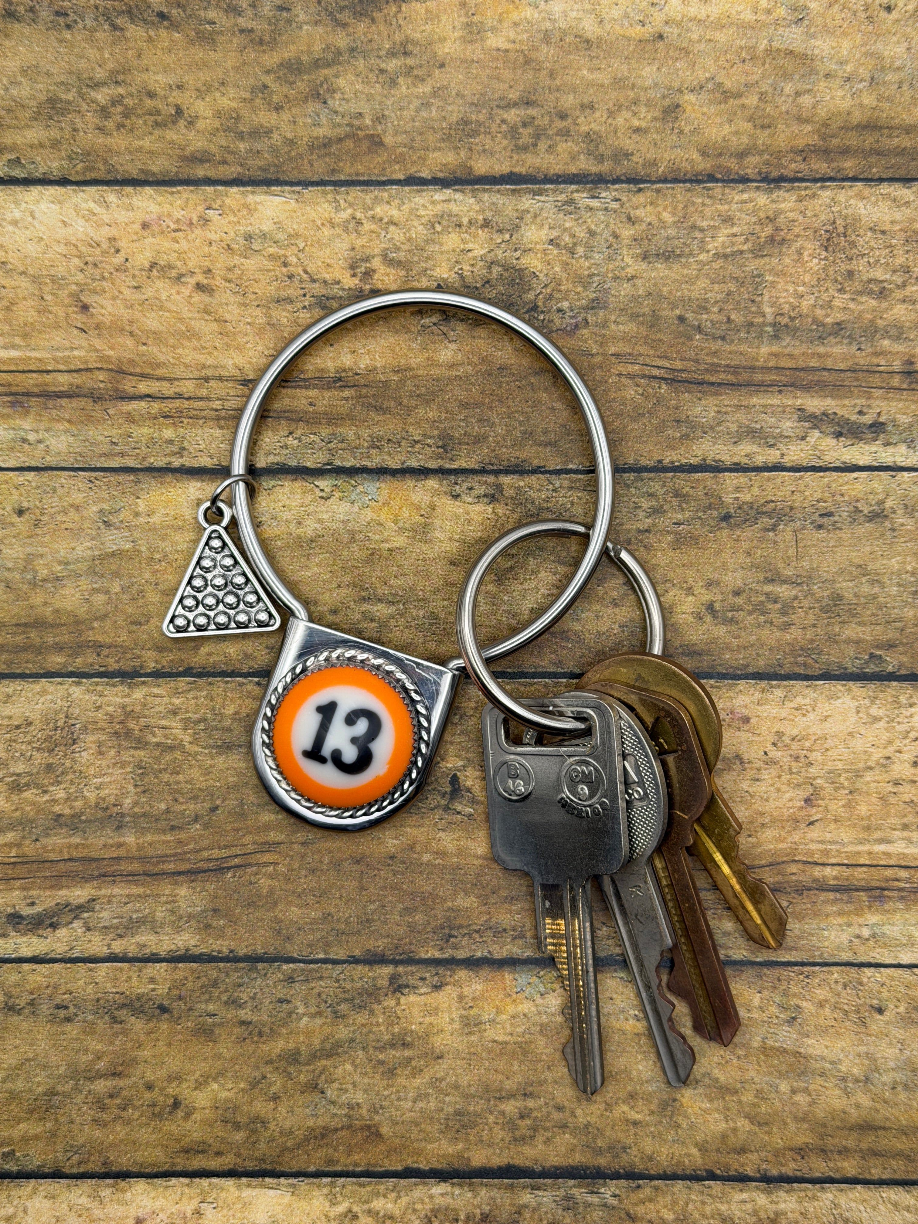 Sirius-Round Safety Pin Keychain with Billiard Ball #13 Detail