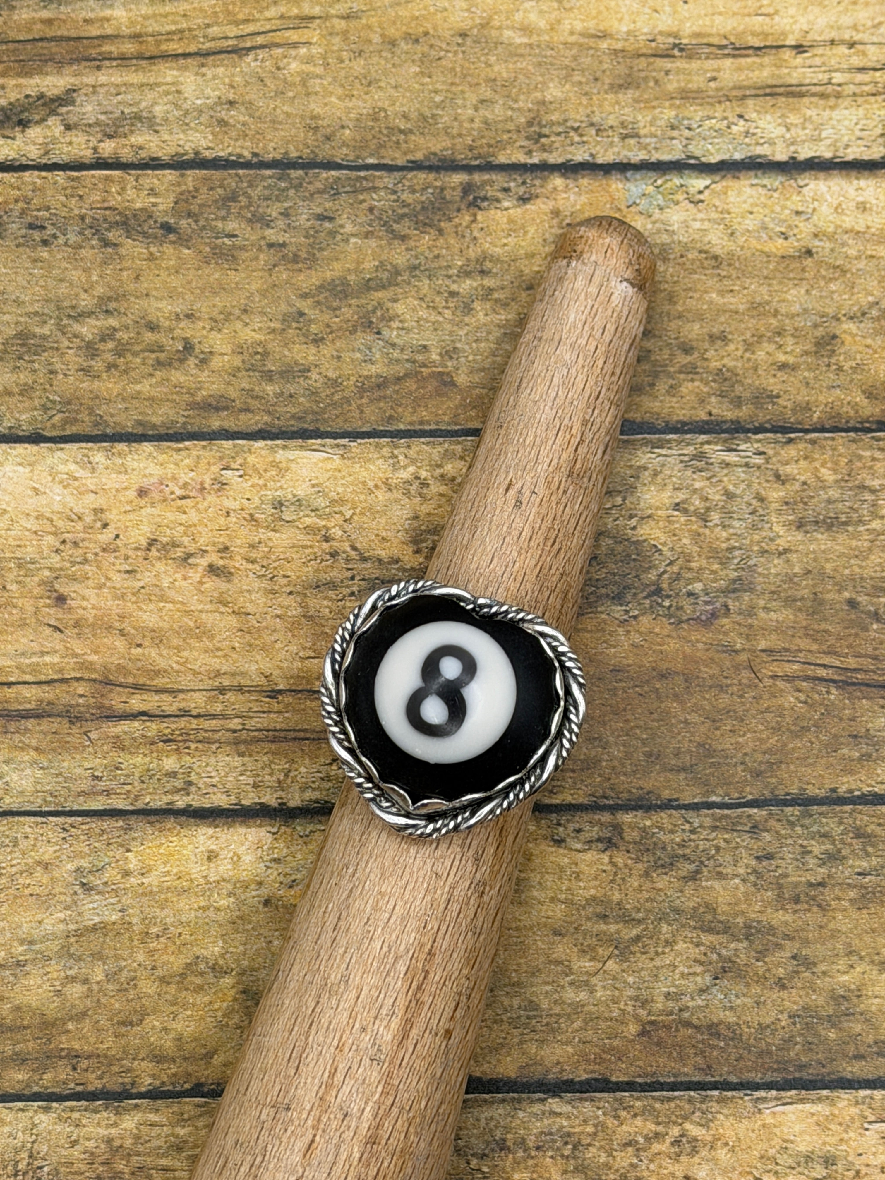 Sandy-Vintage Billiard 8-Ball Heart Ring