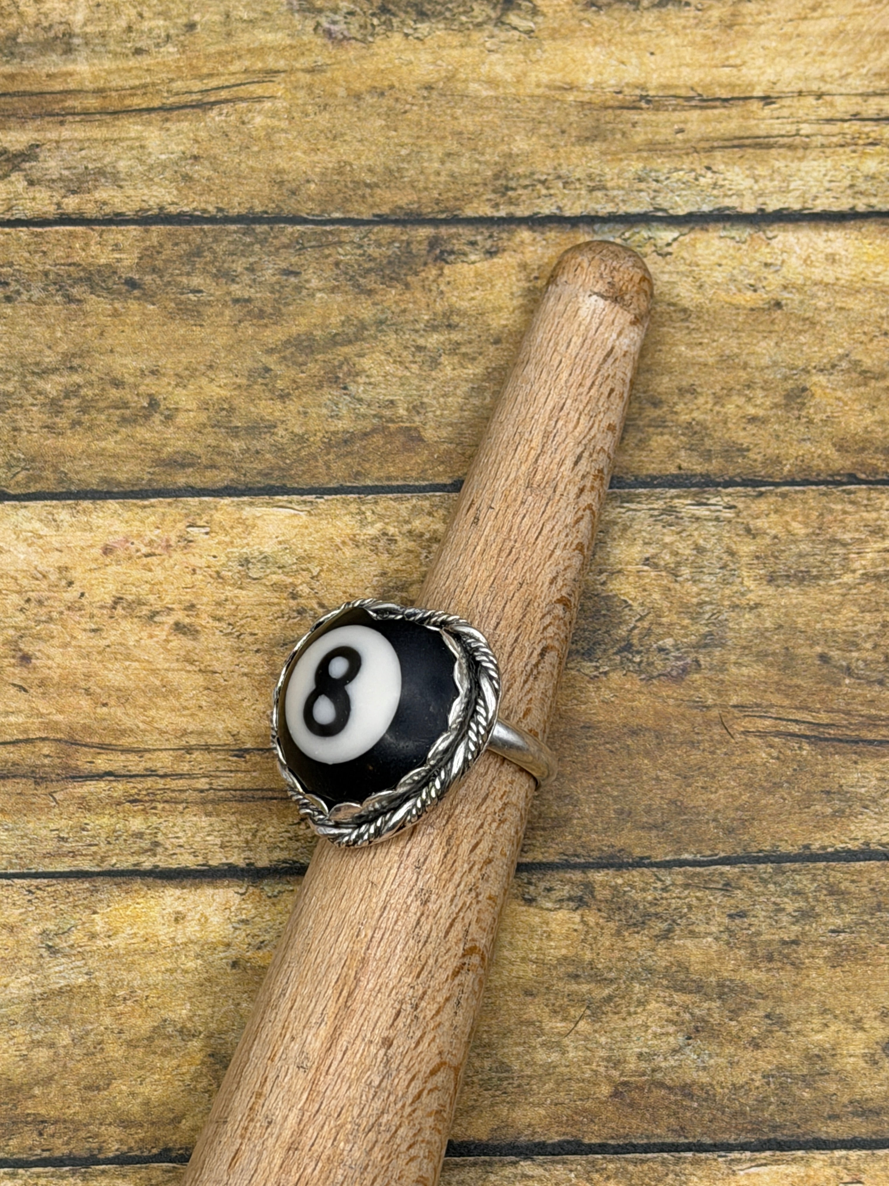 Sandy-Vintage Billiard 8-Ball Heart Ring