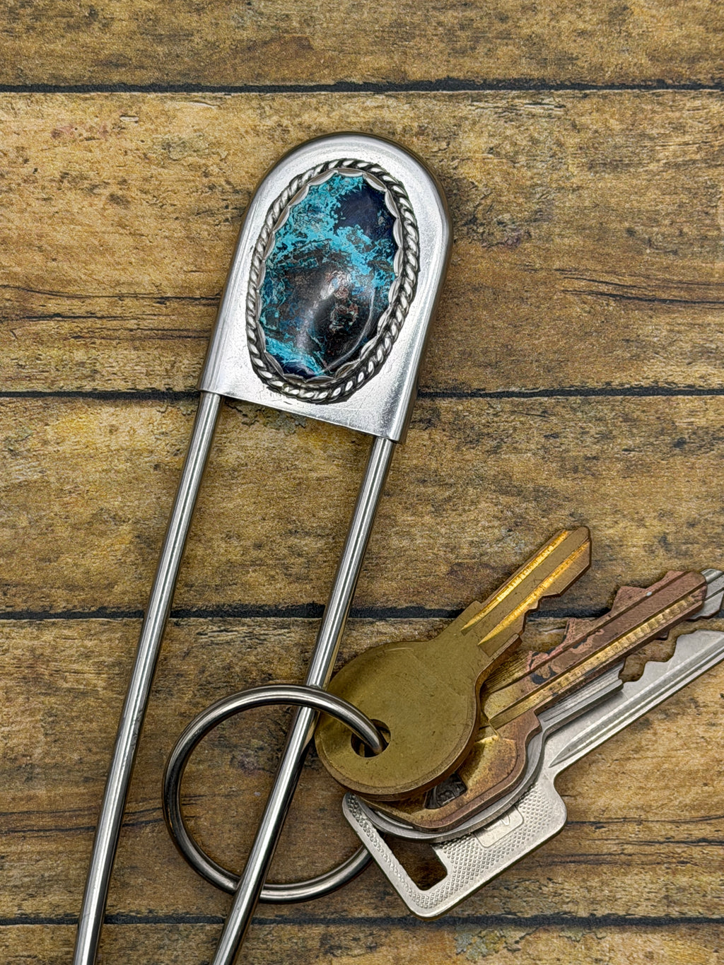 Cara-Jumbo Safety Pin Keychain with Chrysocolla