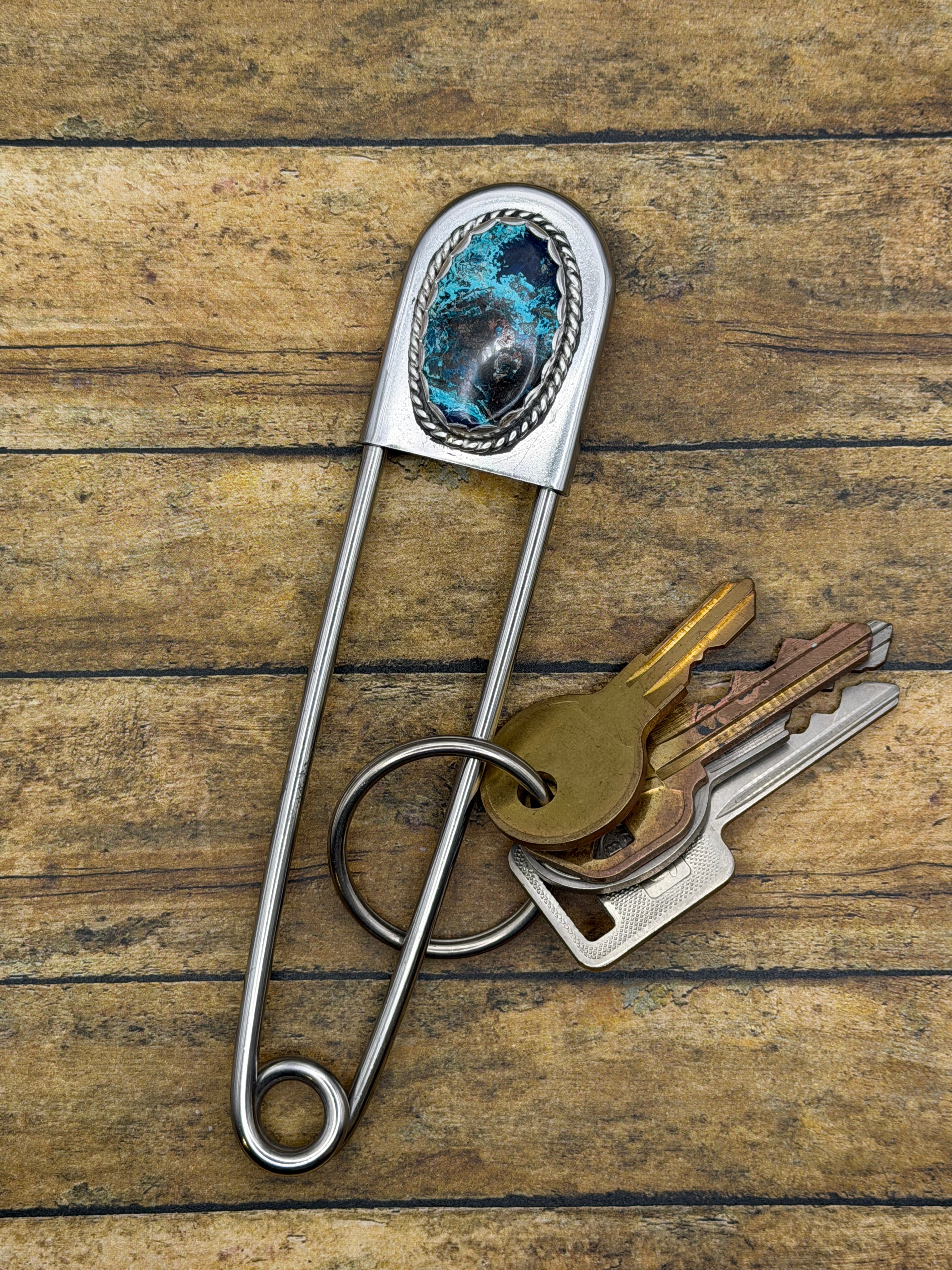 Cara-Jumbo Safety Pin Keychain with Chrysocolla