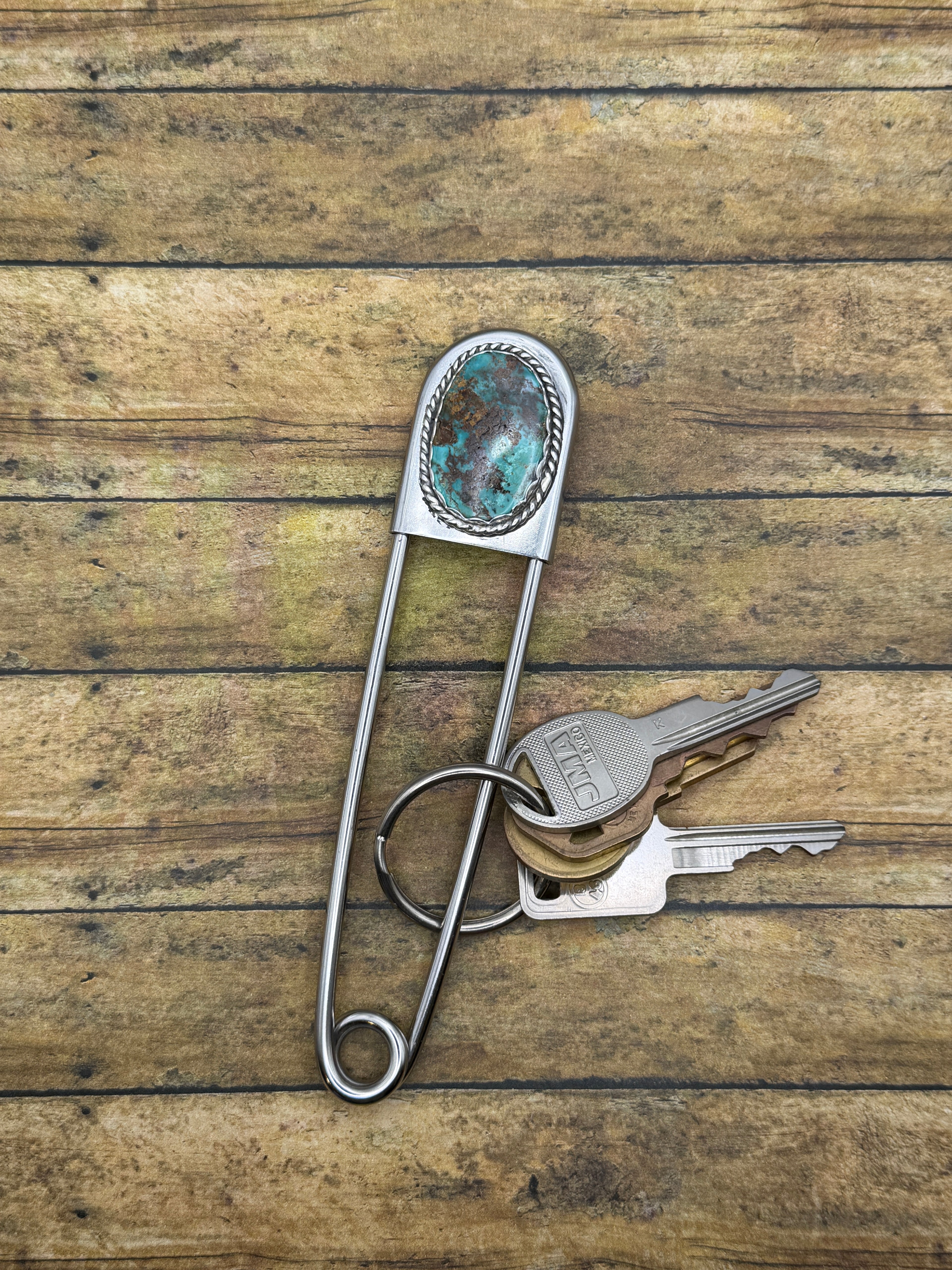 Brody-Jumbo Safety Pin with Turquoise