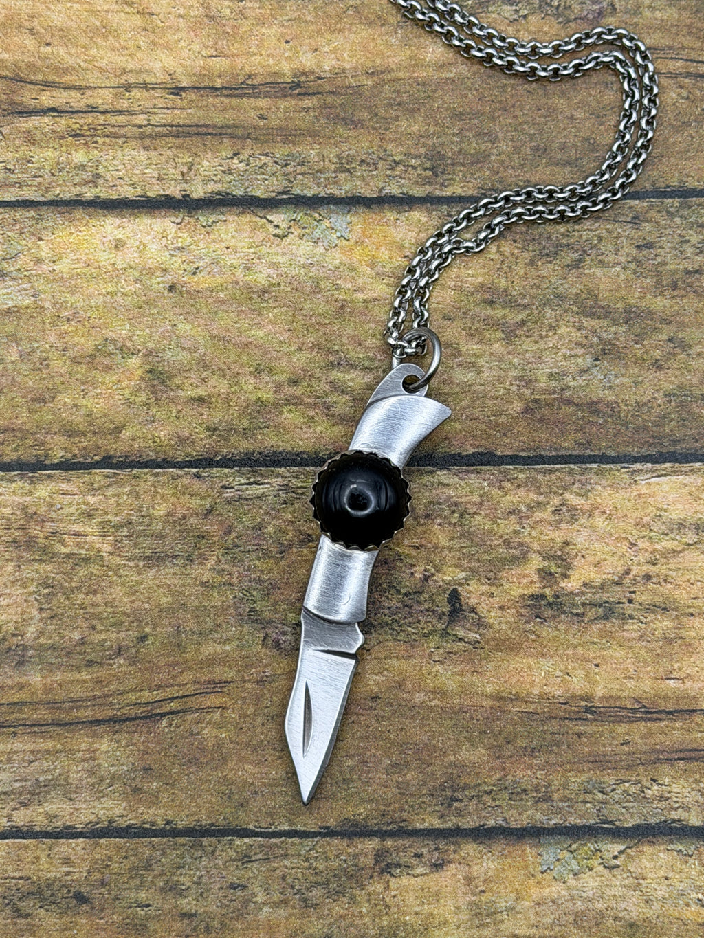 Drake-Mini Knife with Onyx Accent Pendant