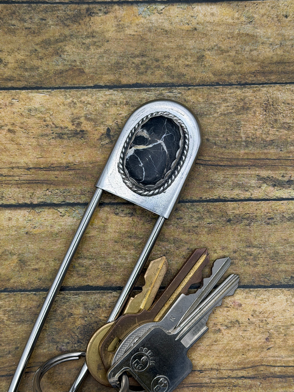 Annie-Jumbo Safety Pin Keychain with White Buffalo Turquoise