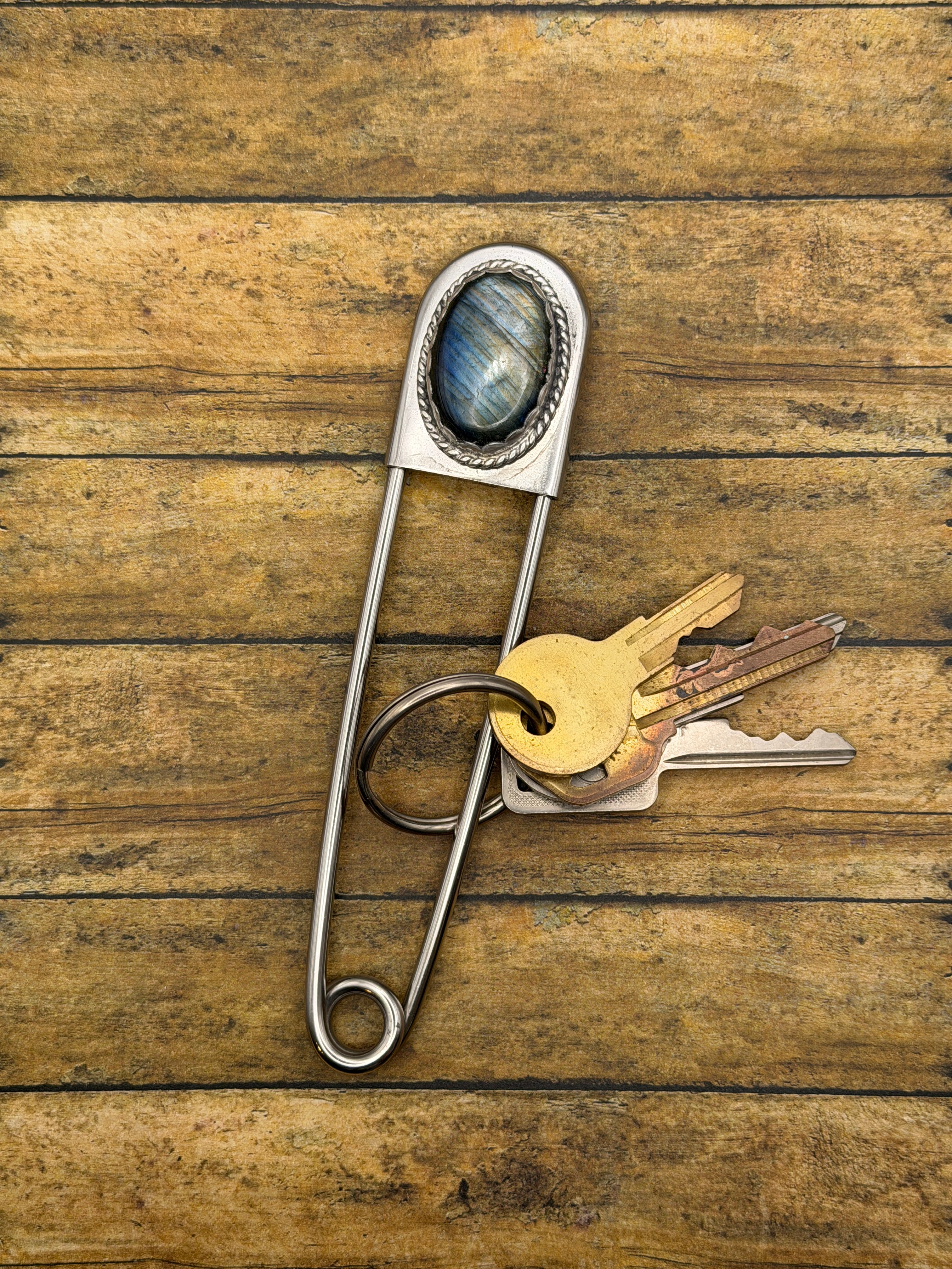 Hannah-Jumbo Safety Pin Keychain with Labradorite