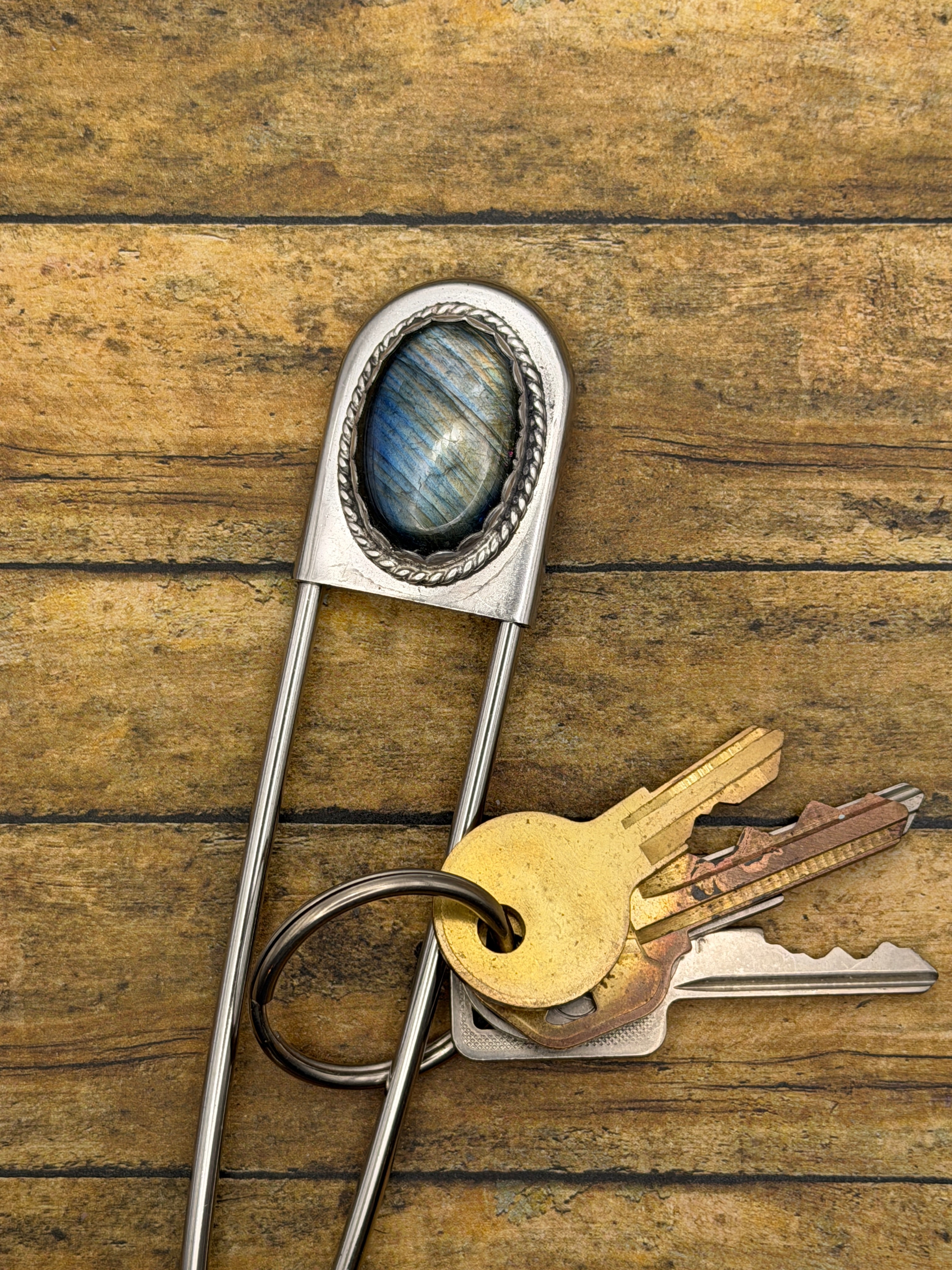 Hannah-Jumbo Safety Pin Keychain with Labradorite