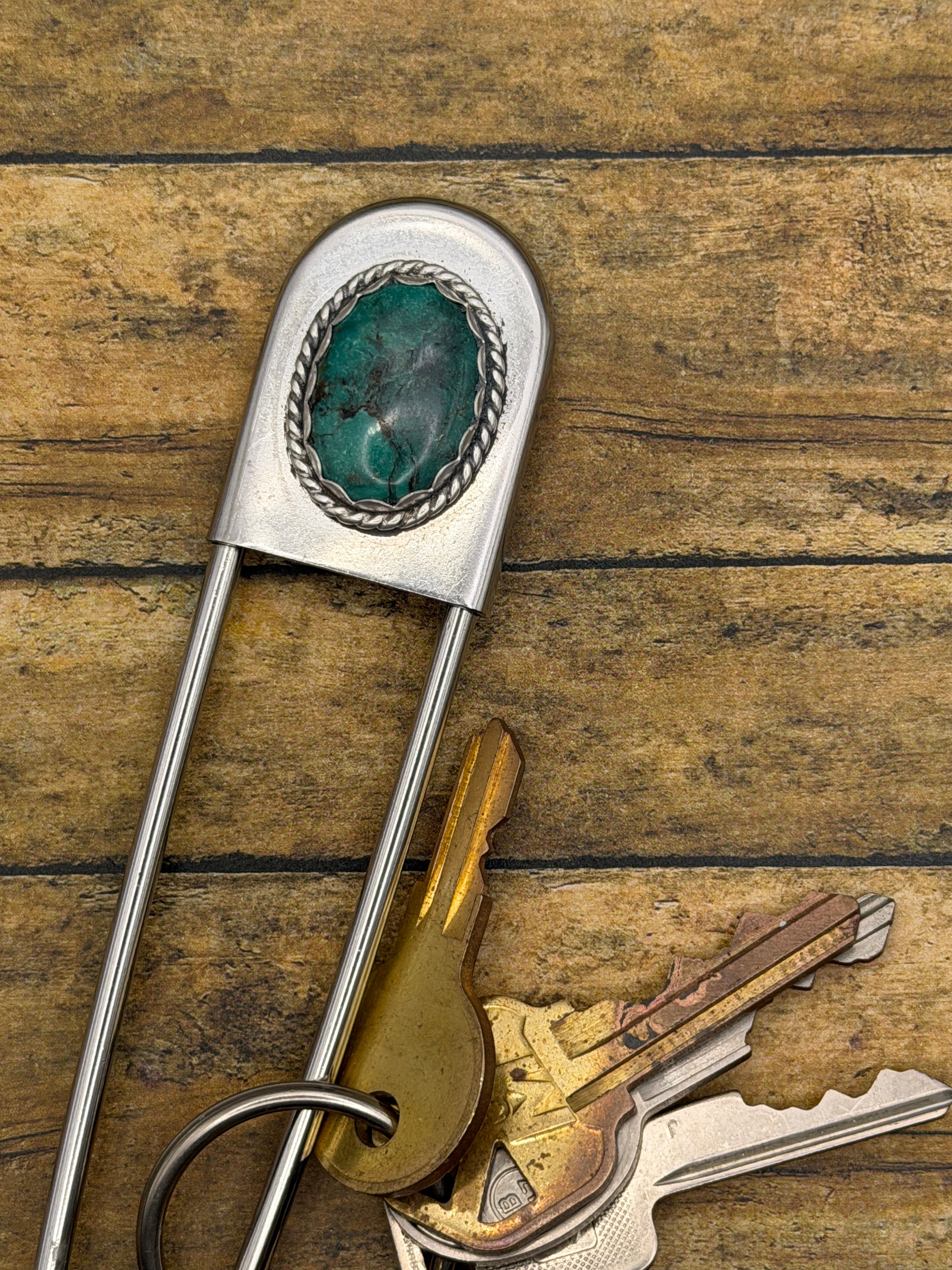 Bayleigh-Jumbo Safety Pin with Turquoise