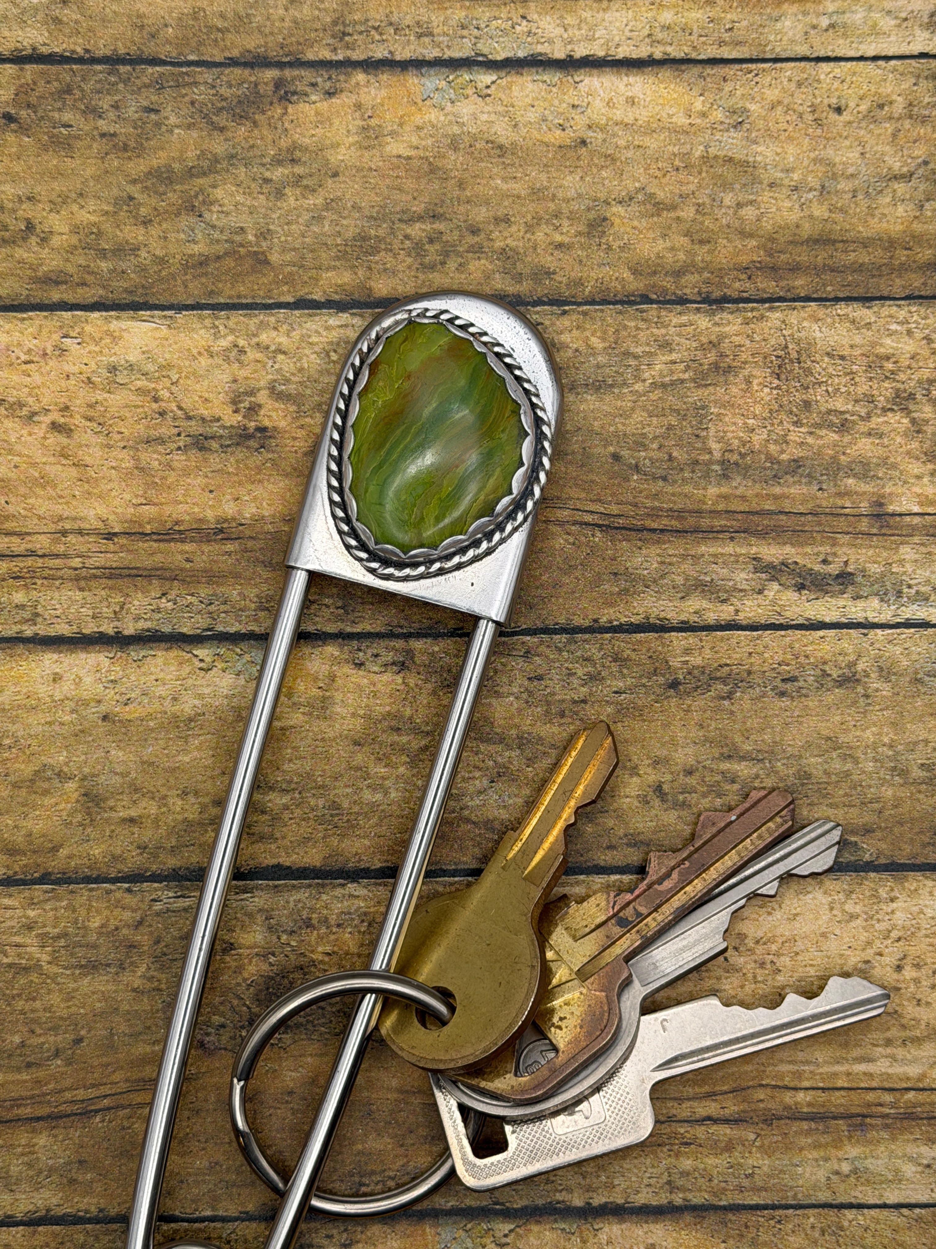 Chantelle-Jumbo Safety Pin Keychain with Alunite