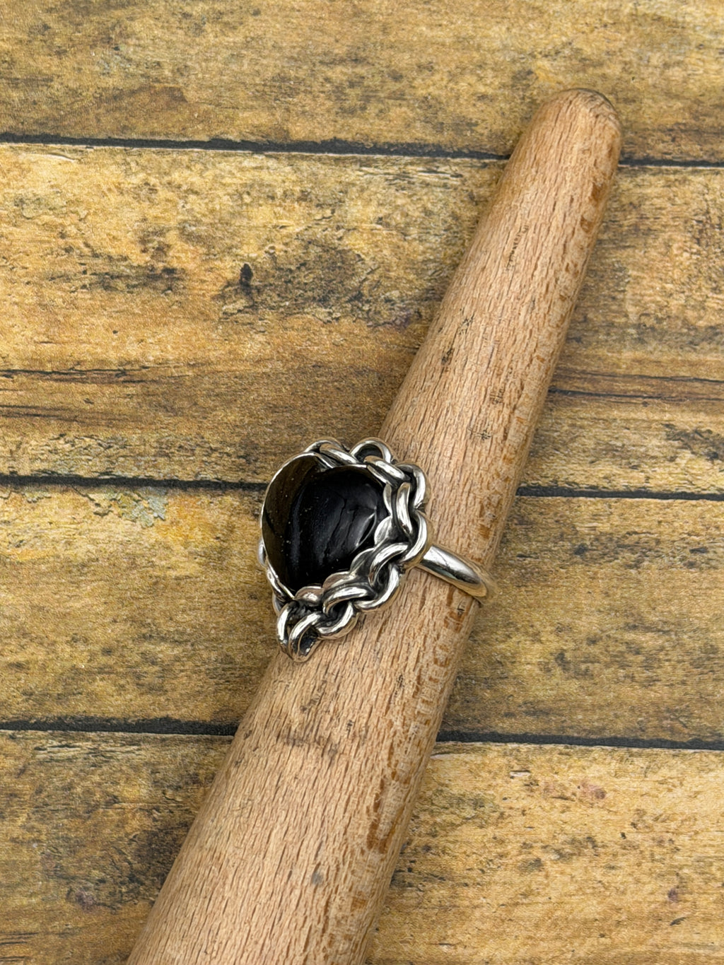 Daliah-Black Onyx Heart Ring with Chain Detail