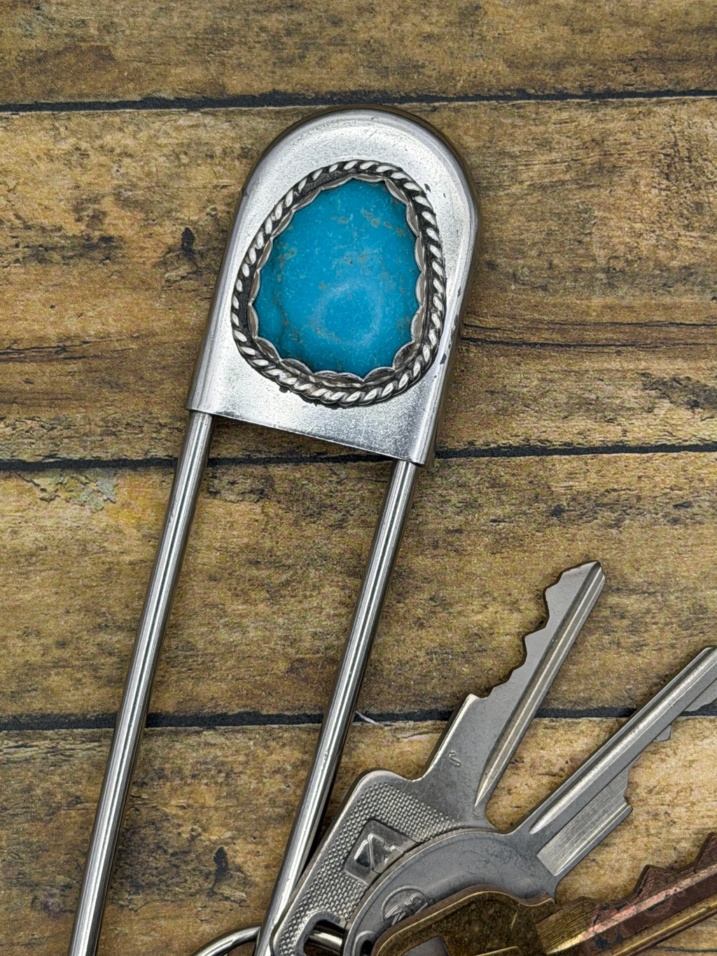 Brooke-Jumbo Safety Pin with Turquoise