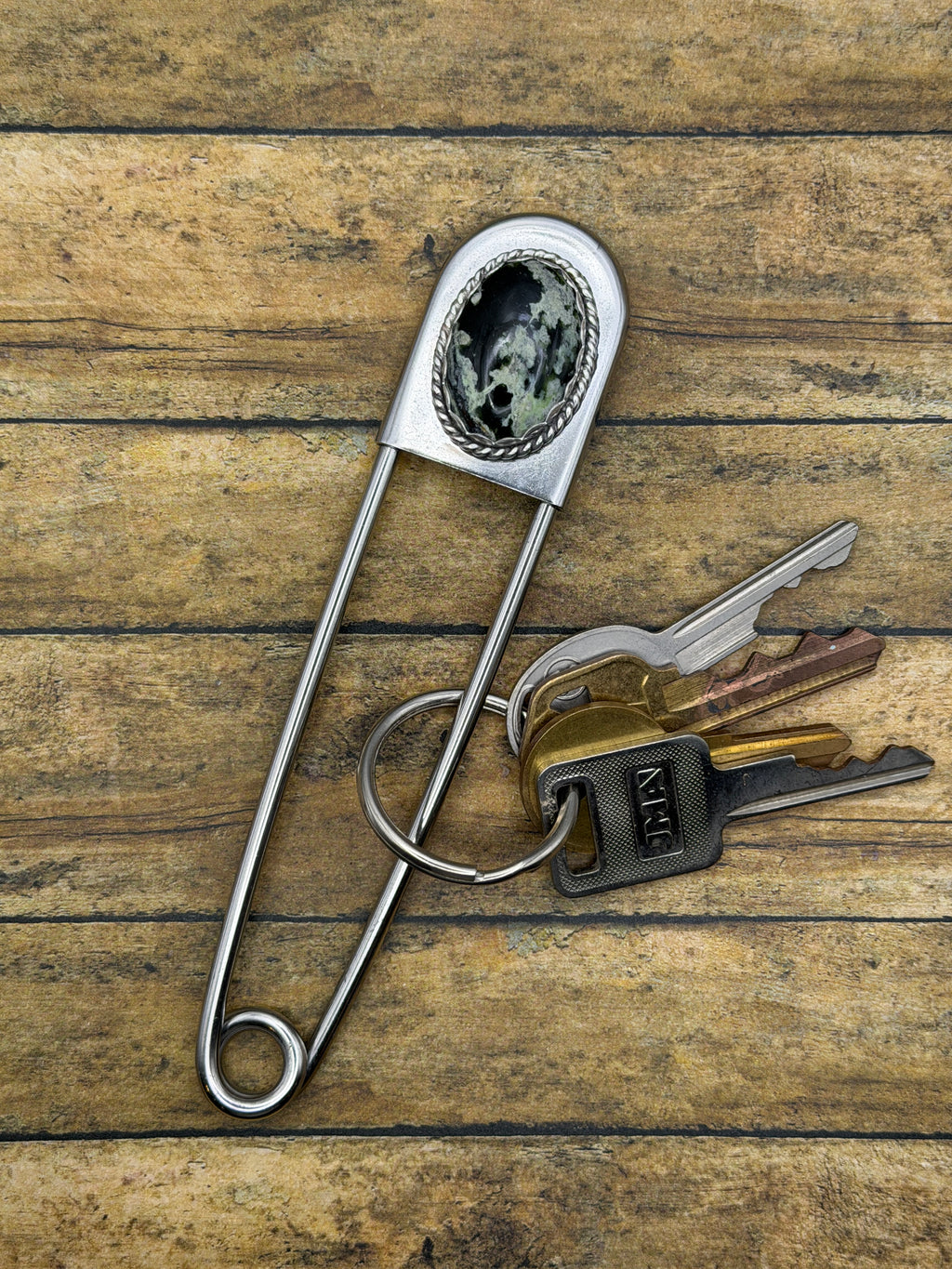 Carter-Jumbo Safety Pin Keychain with Chrome Chalcedony