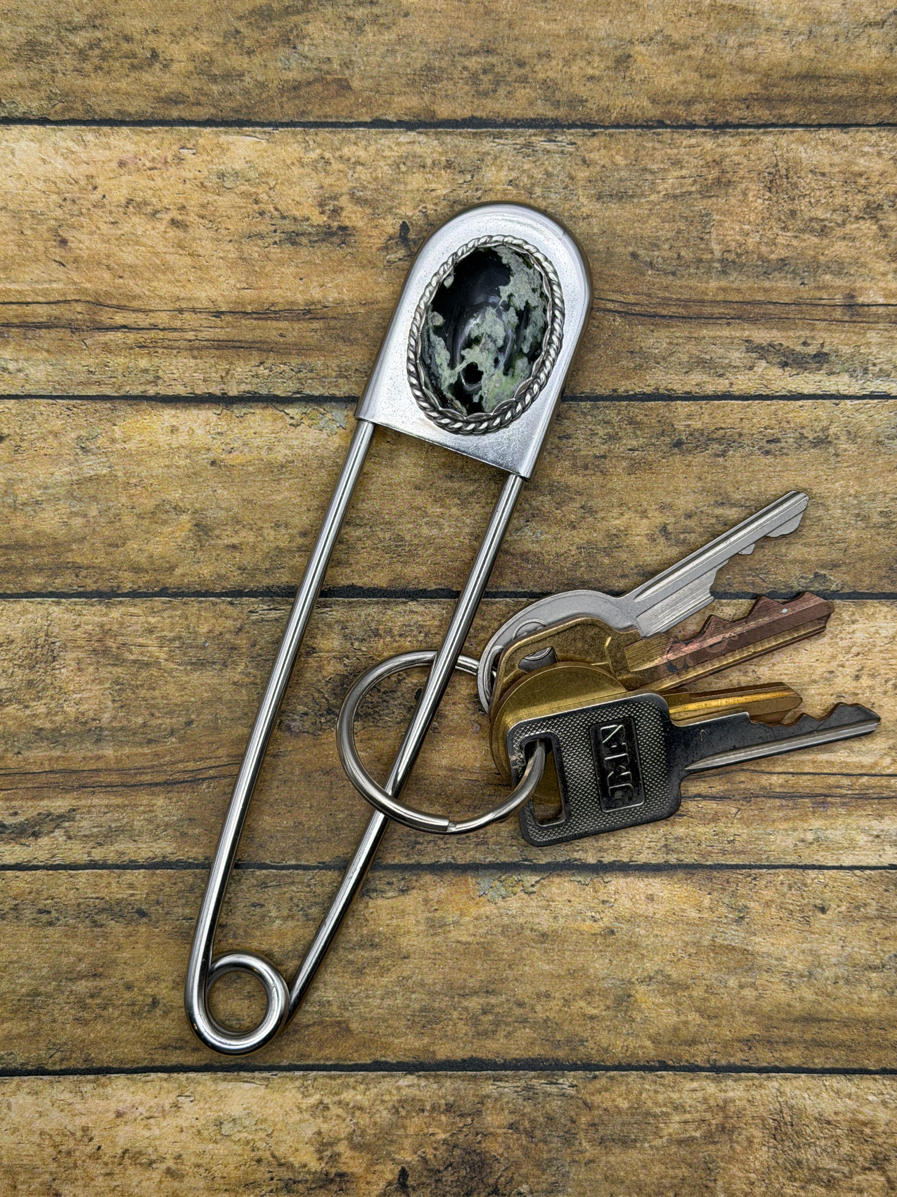 Carter-Jumbo Safety Pin Keychain with Chrome Chalcedony