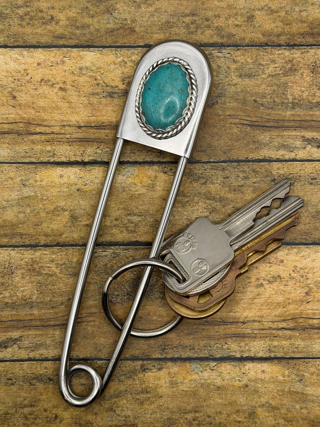 Bodin-Jumbo Safety Pin with Turquoise