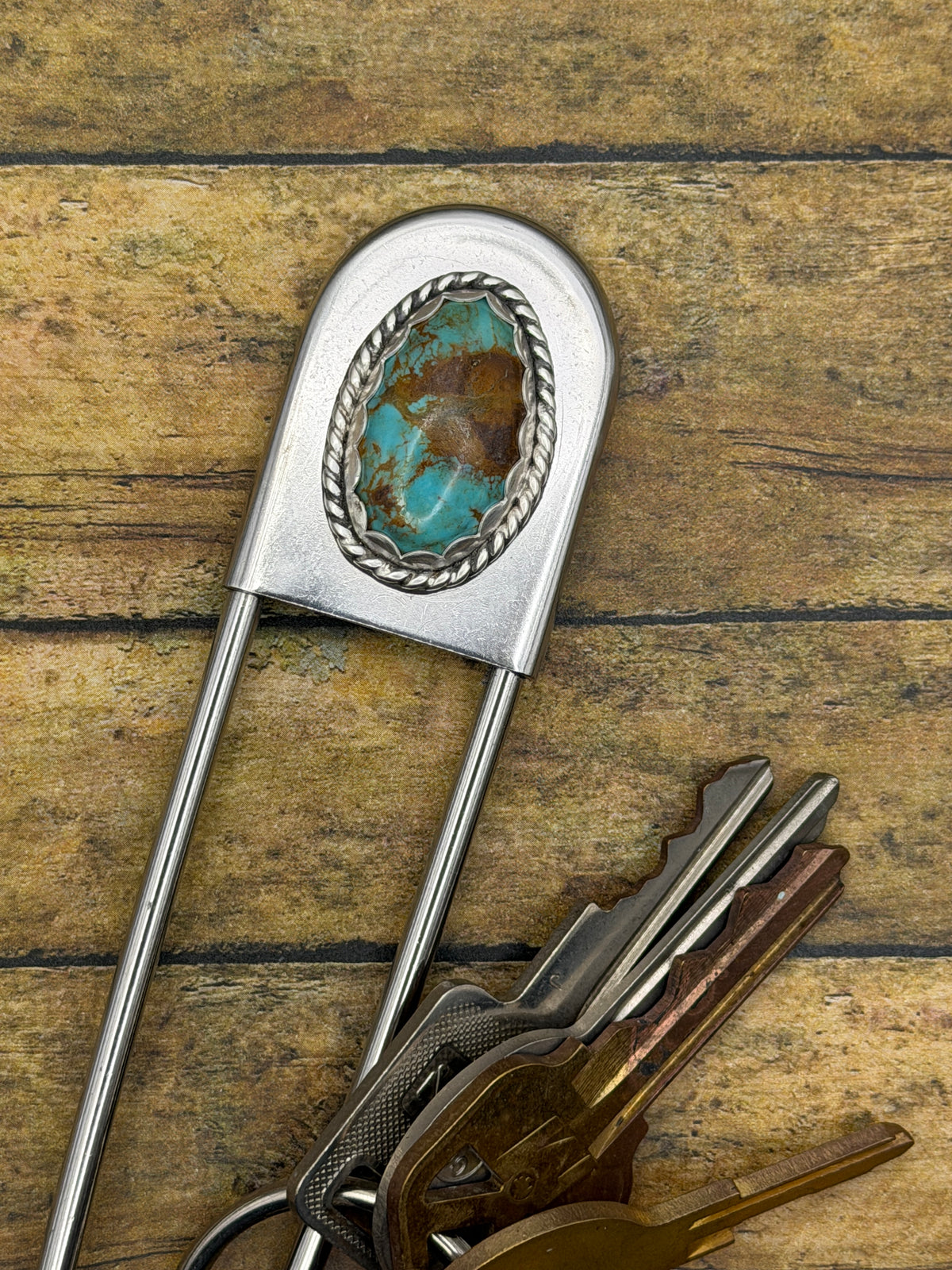 Braxson-Jumbo Safety Pin with Turquoise