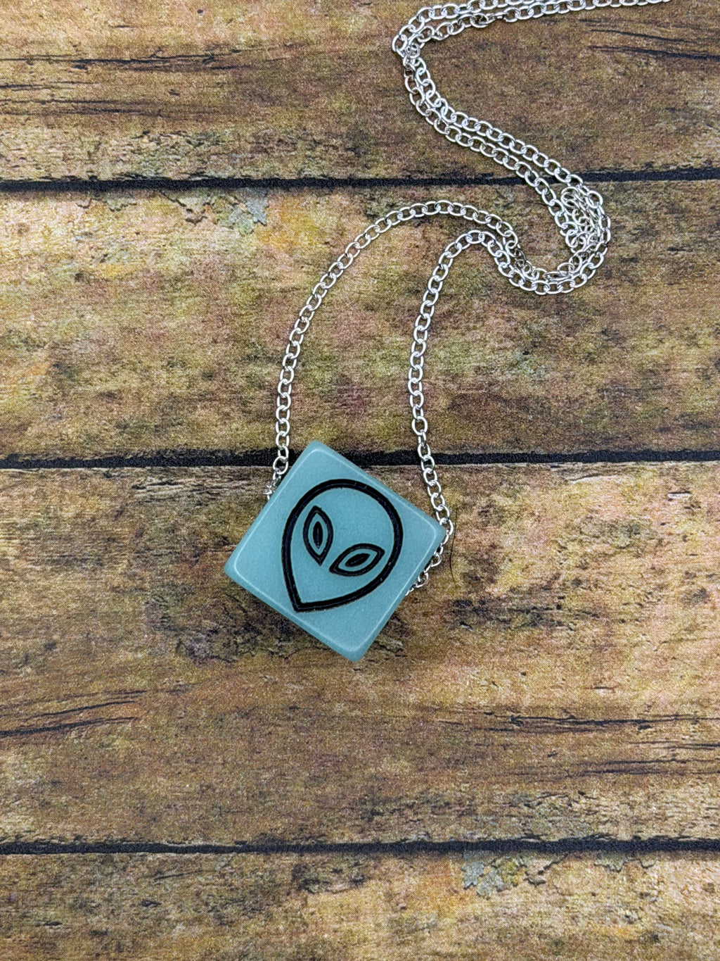 Trent-Alien Green Gambling Dice Pendant