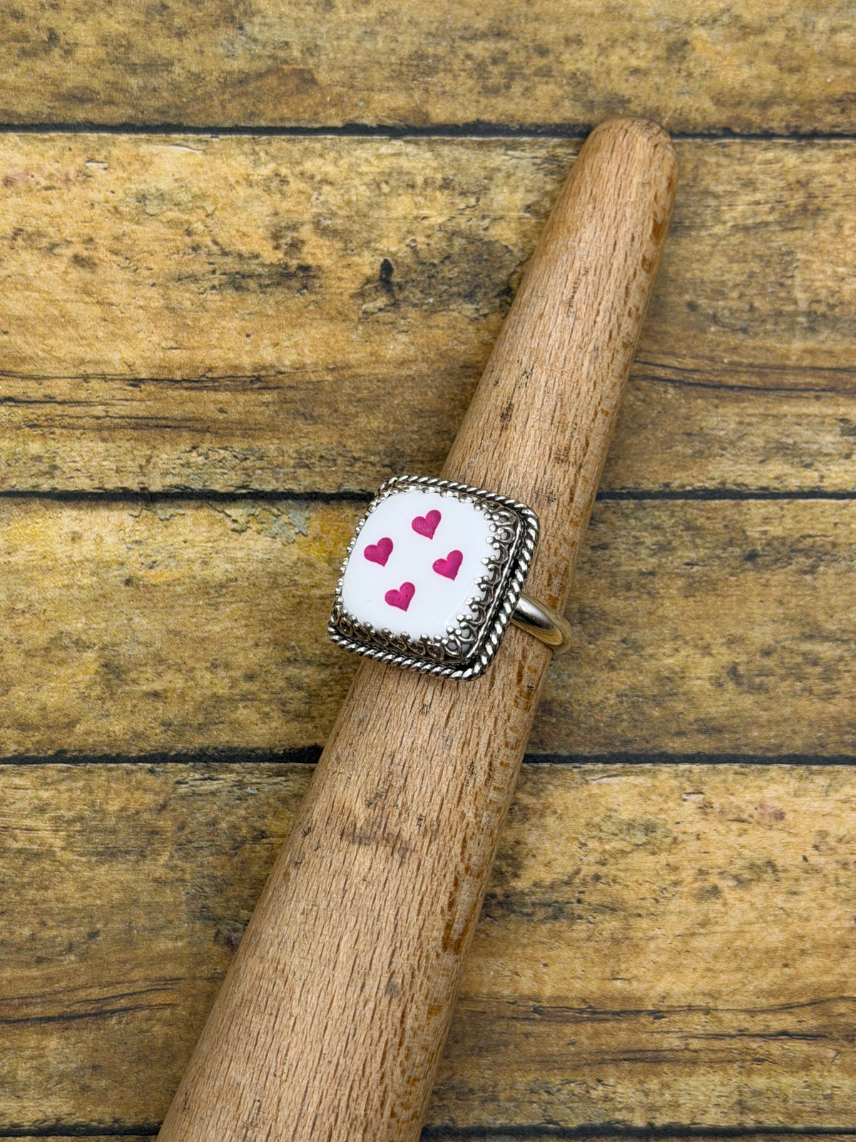 Xena – White Dice #4 Ring |Pink Heart Pips | Roll the Dice | Retro Vegas