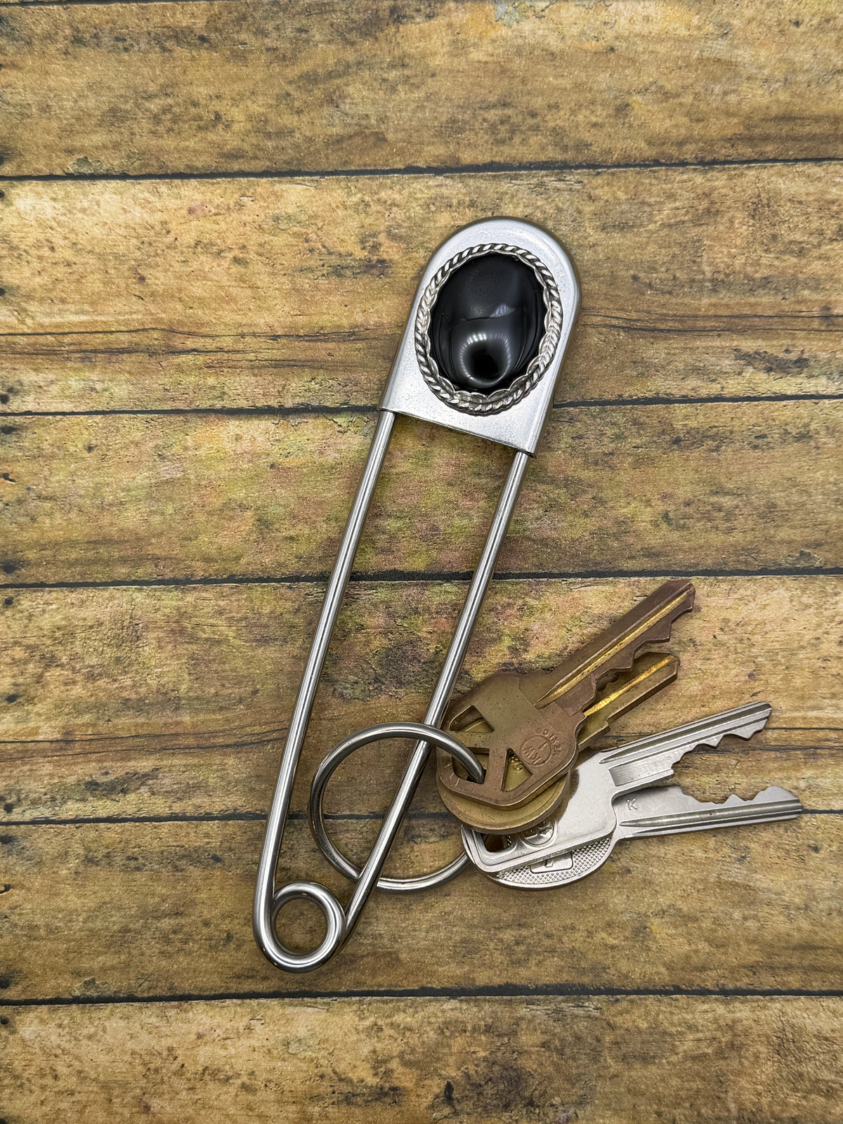 Daniel– Black Onyx Jumbo Safety Pin Keychain | Gemstone Accessory | Rocker Style