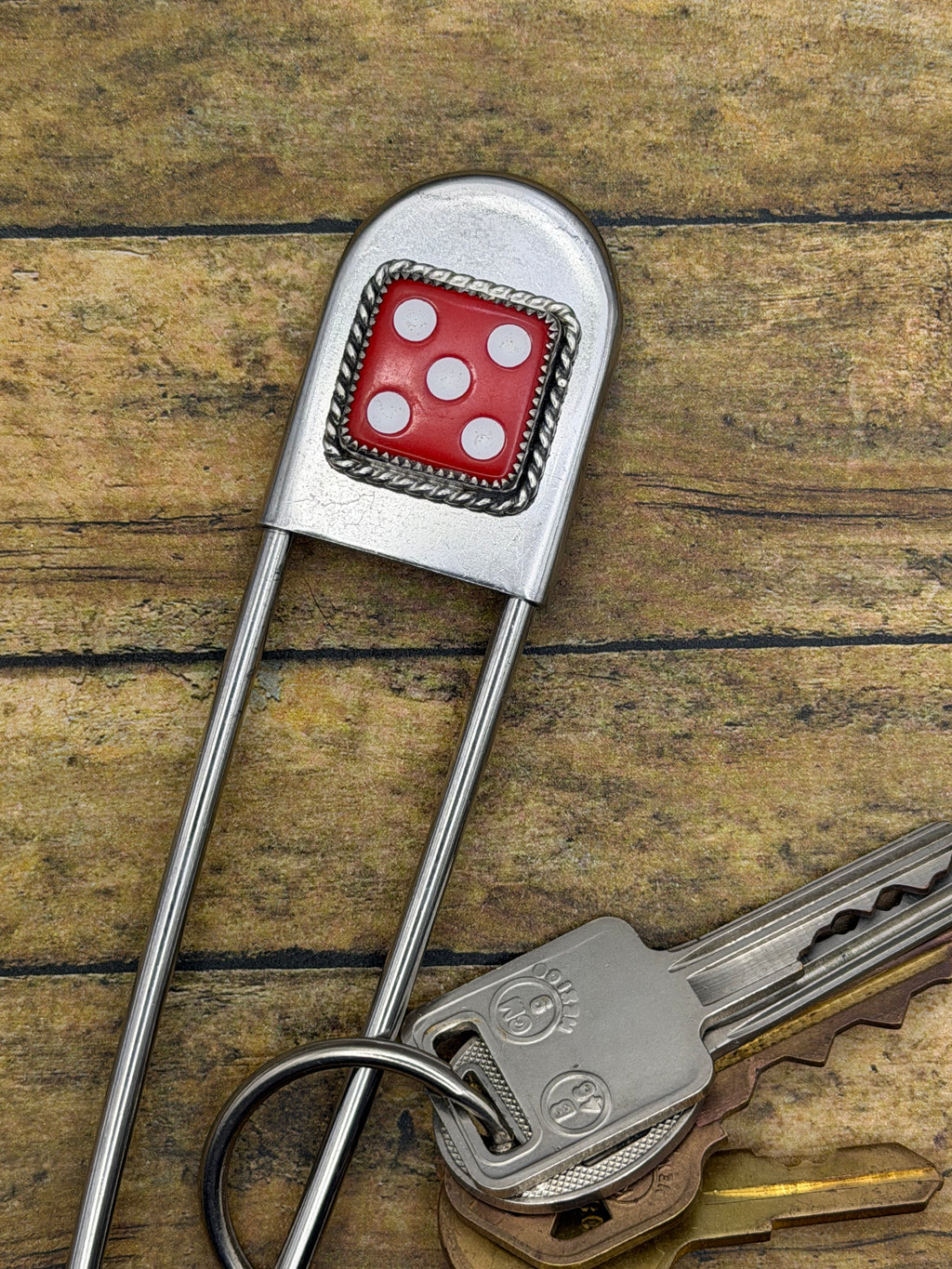 Zuri – Red Dice #5 Jumbo Safety Pin Keychain | Retro Casino Accessory | Lucky Charm