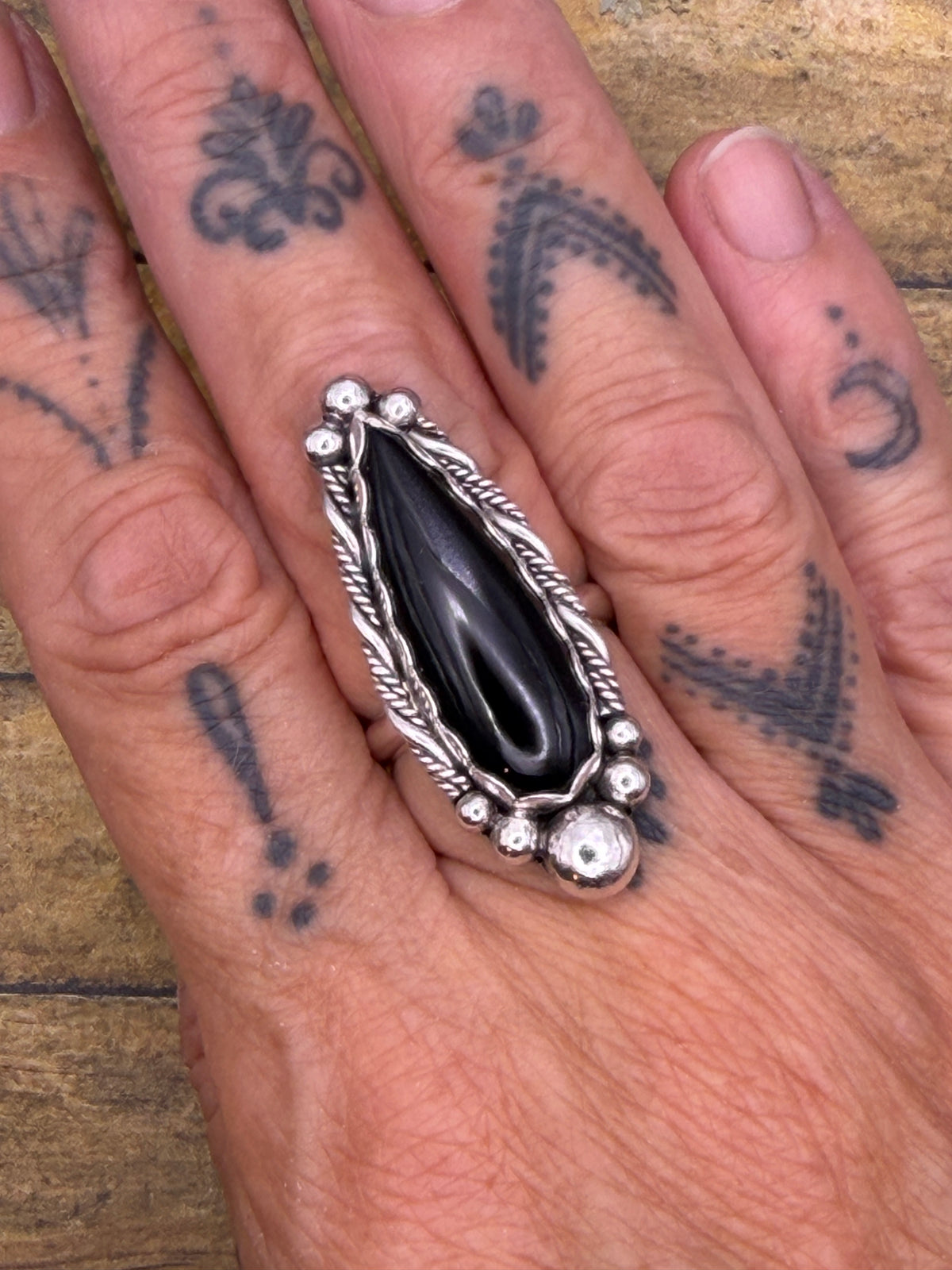 Debby – Black Onyx Teardrop Ring | Sterling Silver | Gothic Jewelry