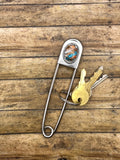 Cyd-Jumbo Safety Pin with Spiny Oyster Turquoise