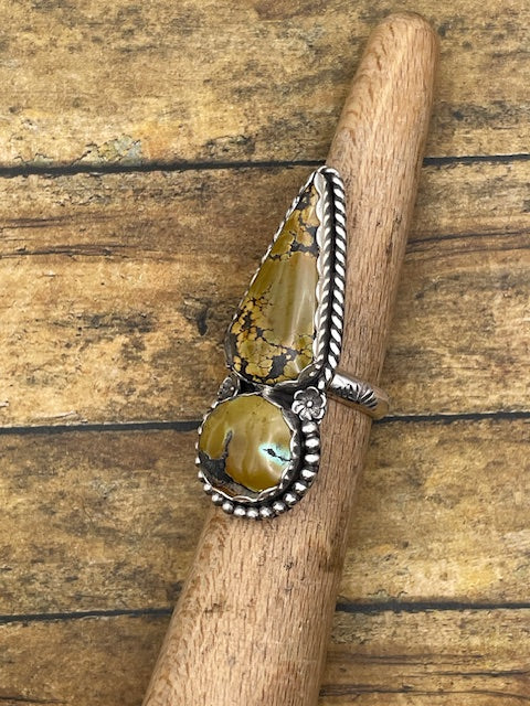 Bliss-Mountain Turquoise Double Stone with Flower Detail Ring