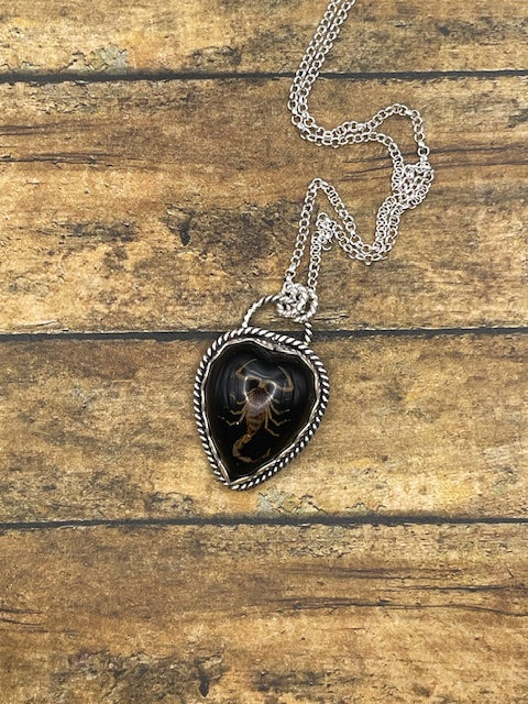 Warner-Golden Scorpion in Black Resin Heart Necklace