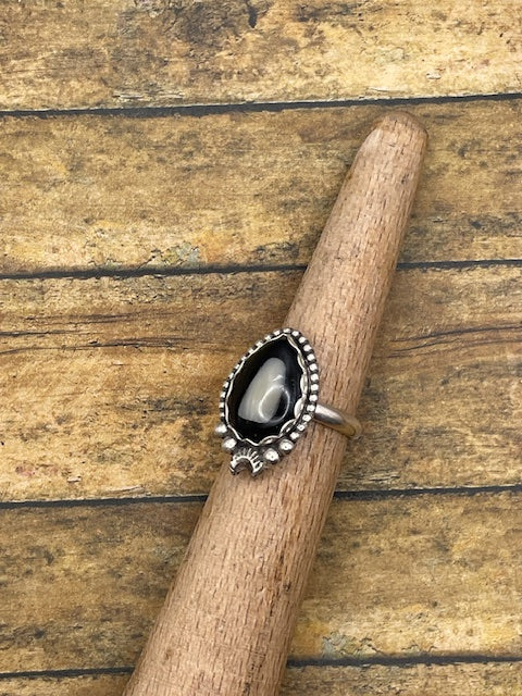 Yasmine-Black Resin Tooth Ring with Moon Detail