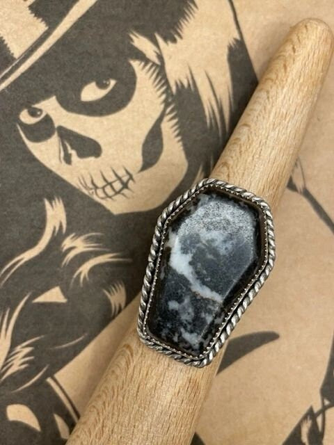 Venus-Zebra Jasper Coffin Statement Ring