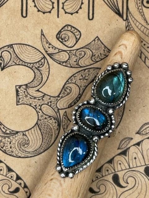 Hanna-Blue/Green Labradorite Triple Gemstone Ring