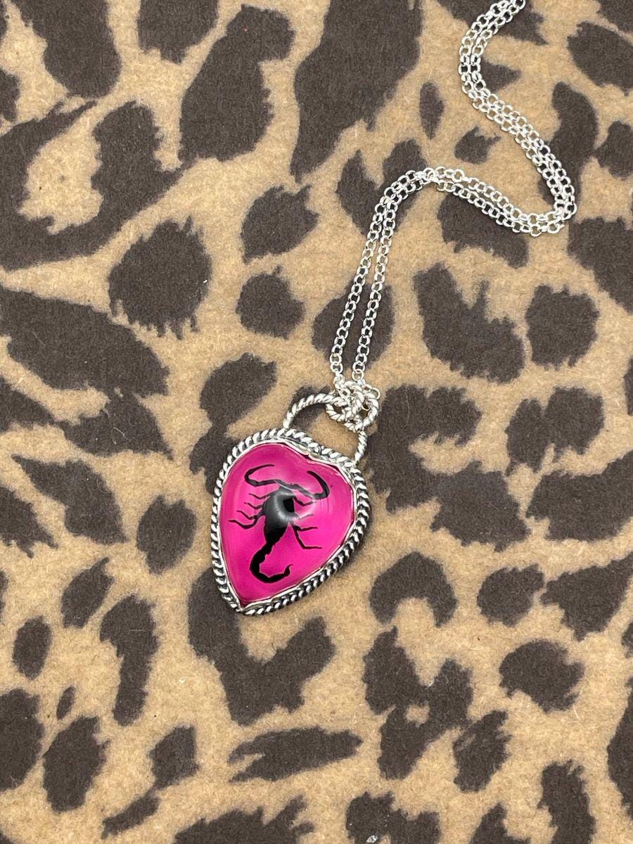 Winona-Real Black Scorpion in Hot Pink Resin Heart Pendant