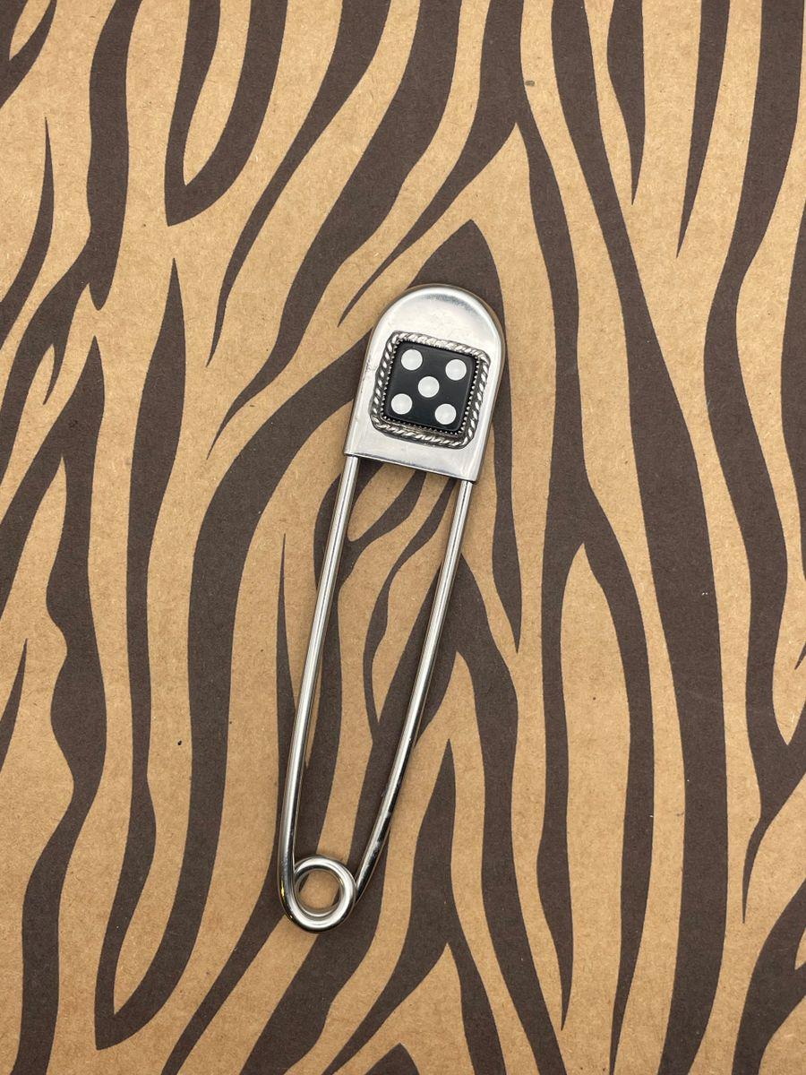 Zipper-Jumbo Safety Pin Keychain Black Dice #5