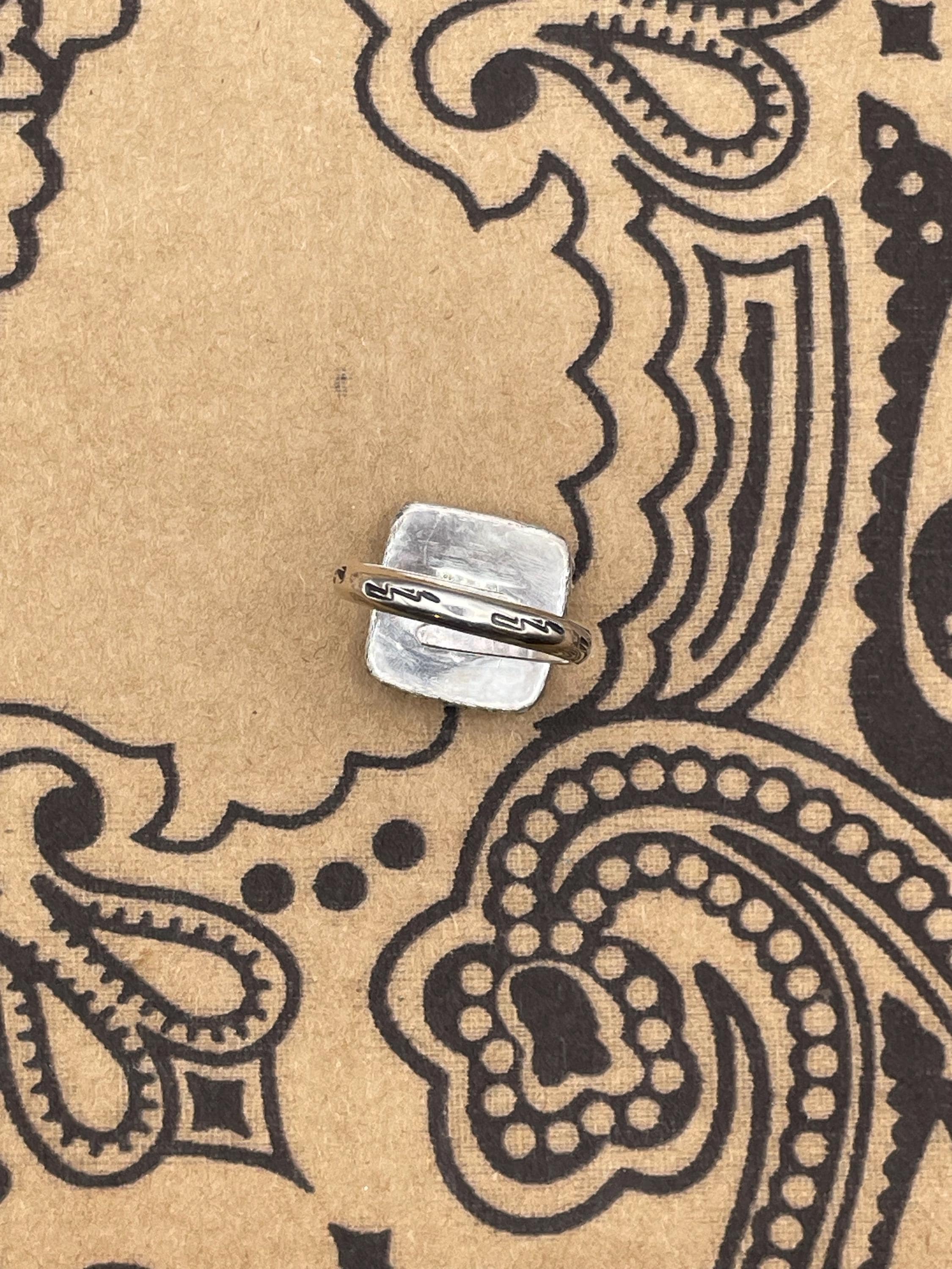 Zola-Vintage Translucent Crisloid Green Dice #5 Ring