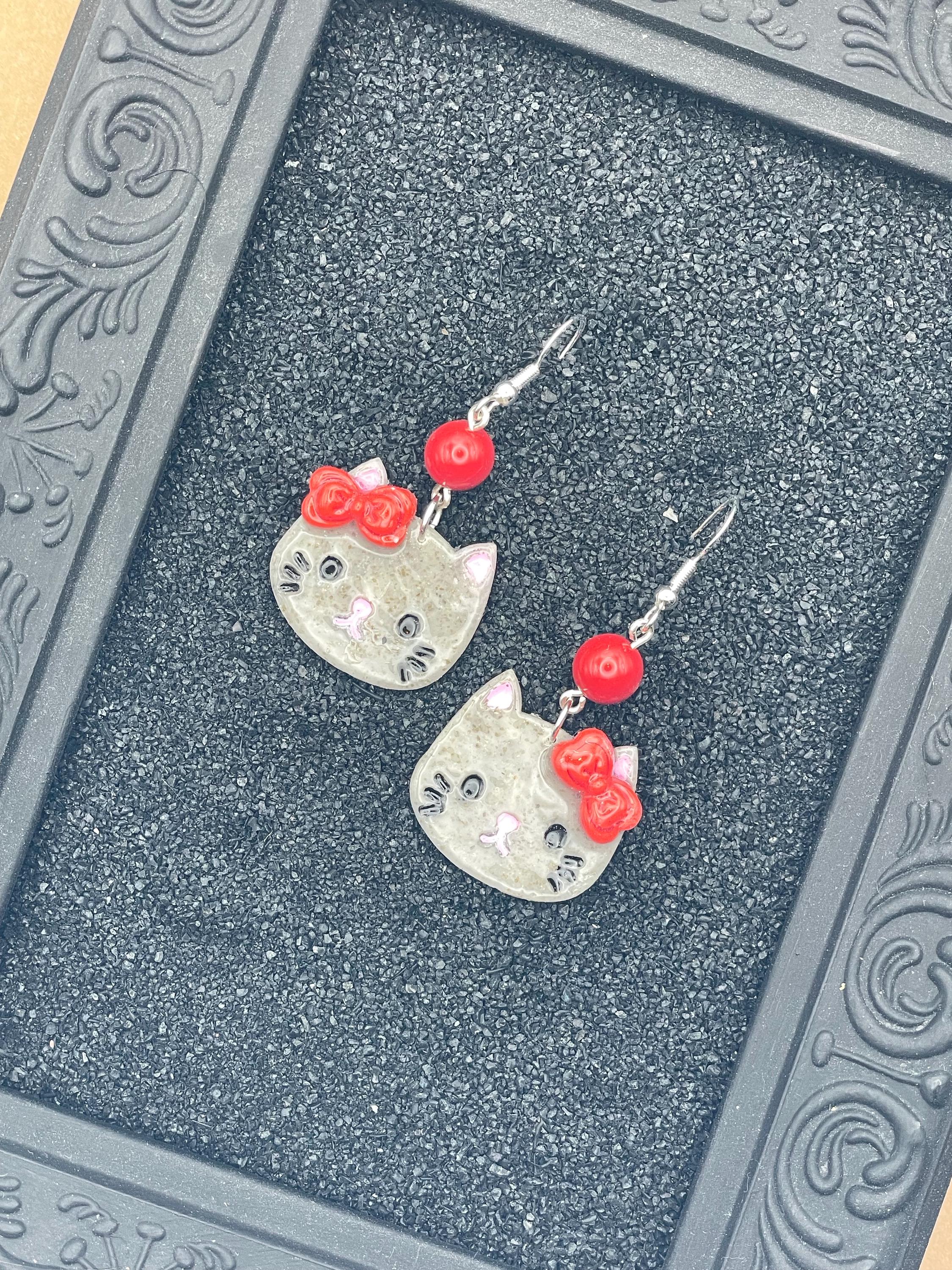 Cat Lover-Grey Cute Kitty Cat with Red Jade Beads Earrings