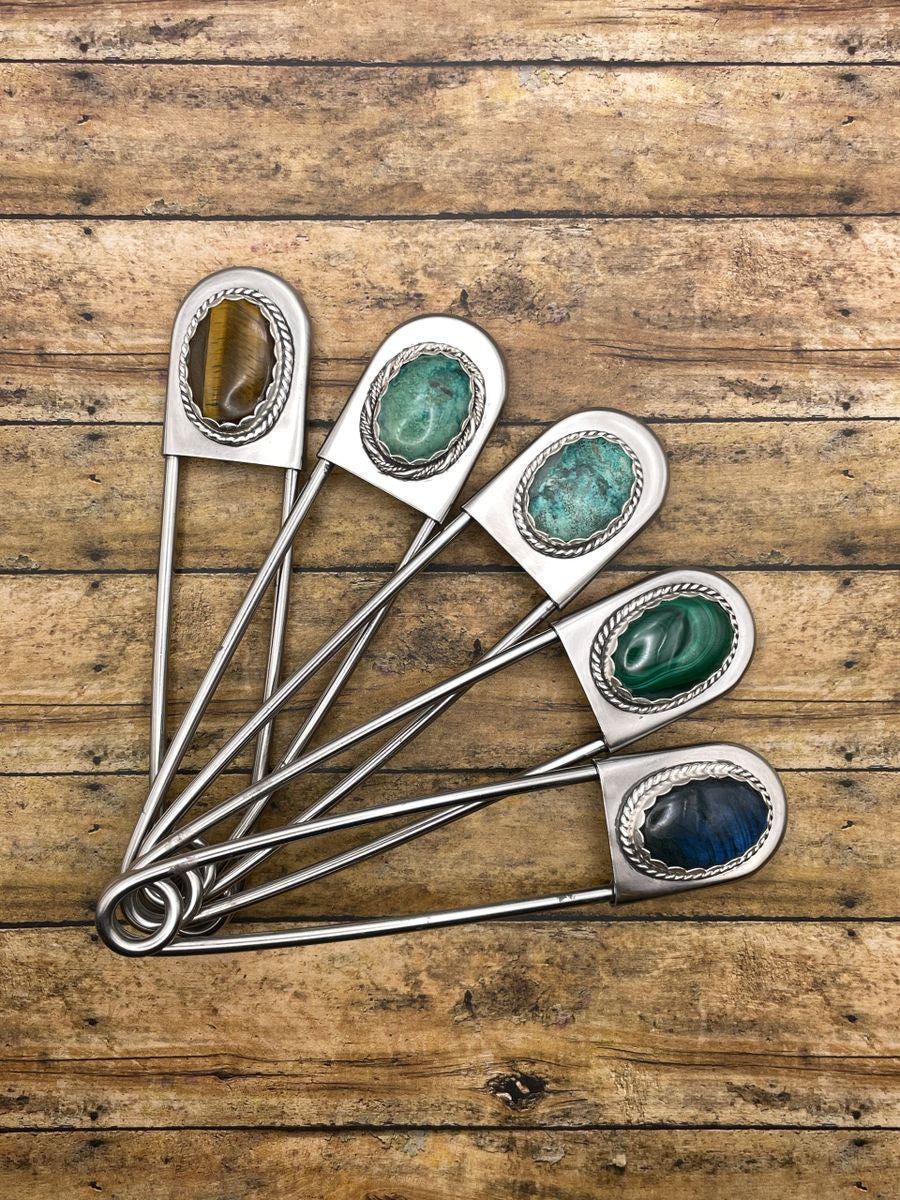 Haley-Jumbo Safety Pin Keychain with Labradorite