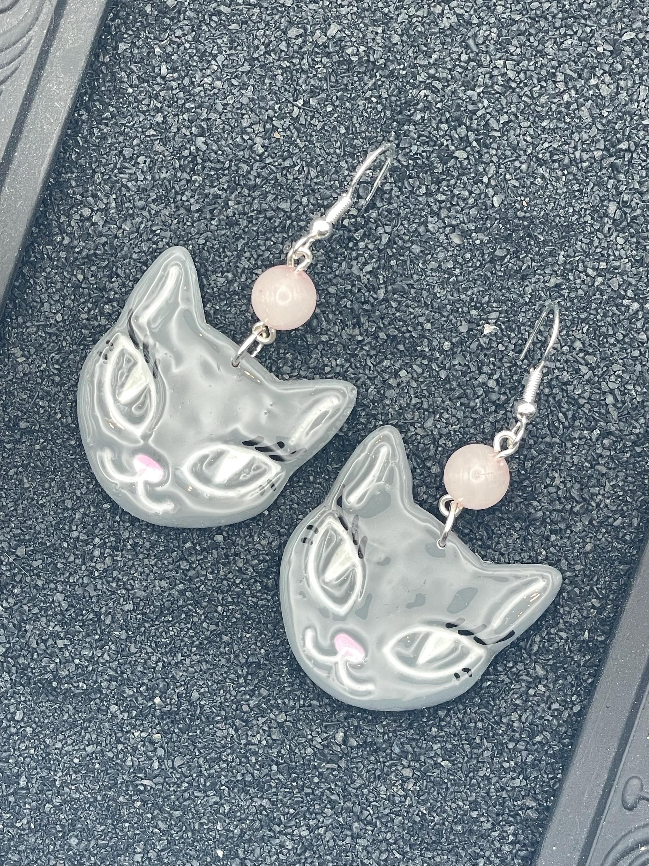 Cat Lover-Grey Kitty Cat with Rose Quartz Beads Earrings