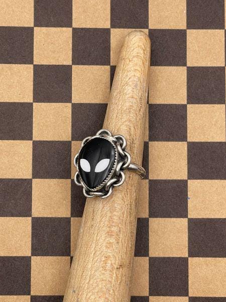 Tripp-Black Trustone Alien Ring with Chain Detail