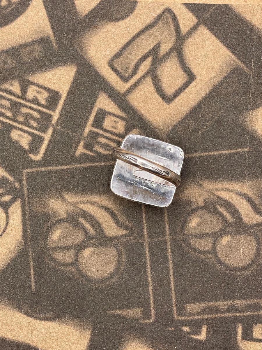 Vegas-Vintage Slot Machine Cherry Dice Ring