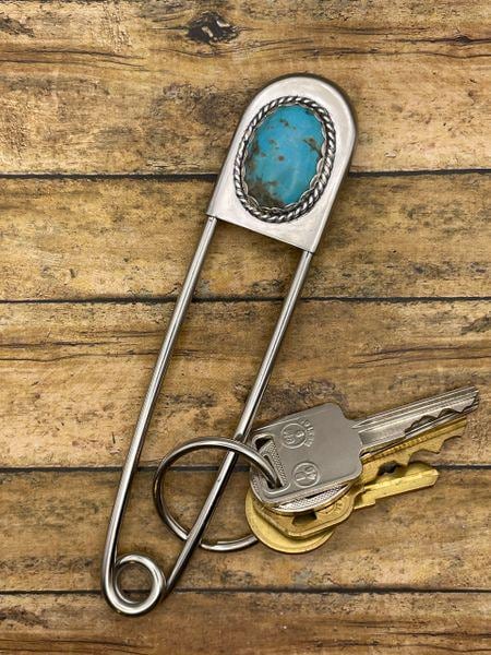 Billy-Jumbo Safety Pin Keychain with Turquoise