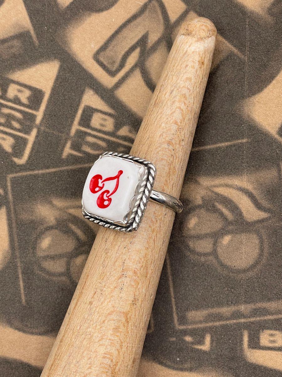 Vegas-Vintage Slot Machine Cherry Dice Ring
