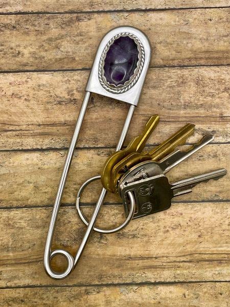 Kayla-Jumbo Safety Pin Keychain with Amethyst